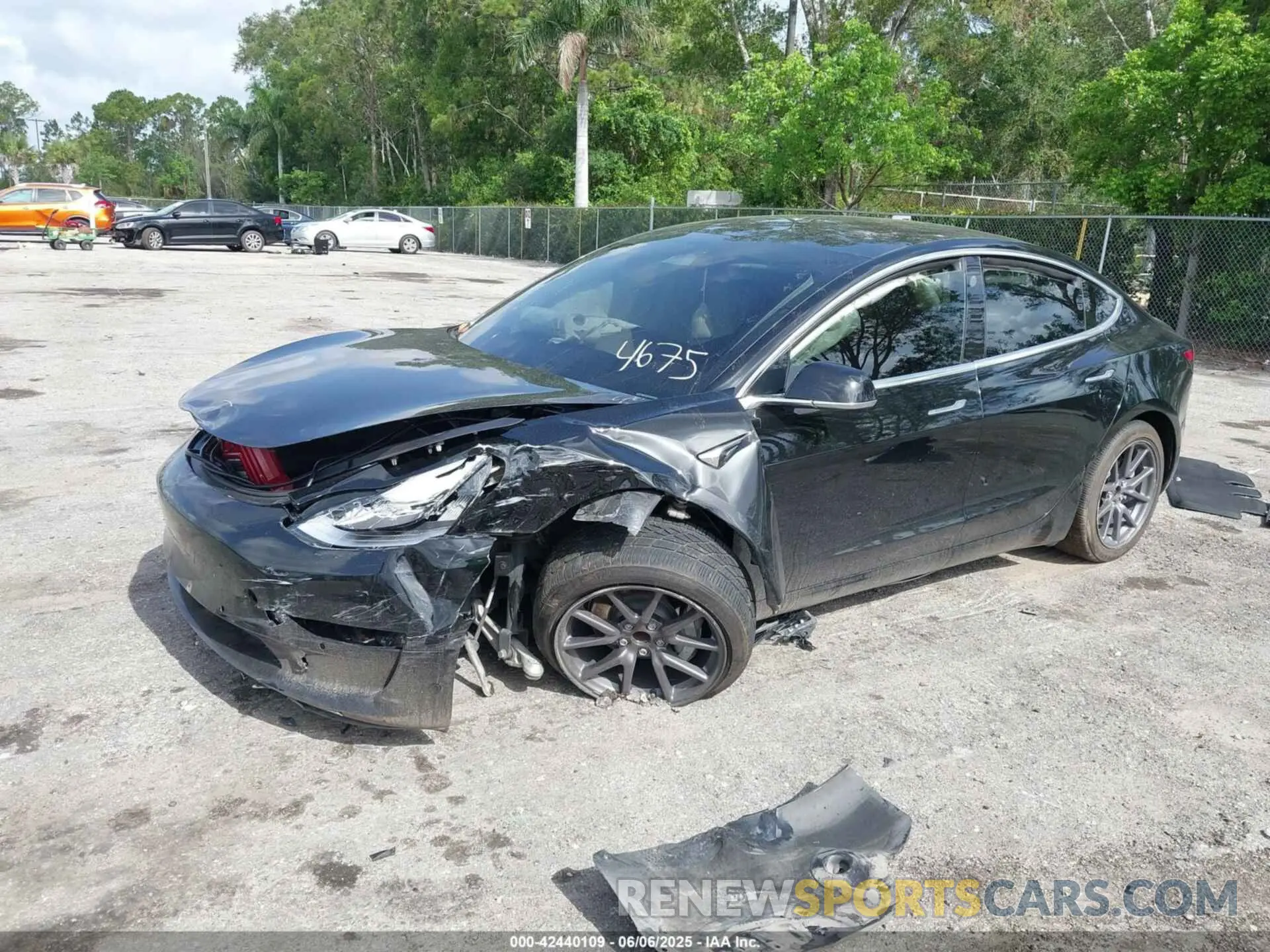 2 Photograph of a damaged car 5YJ3E1EA2KF394675 TESLA MODEL 3 2019