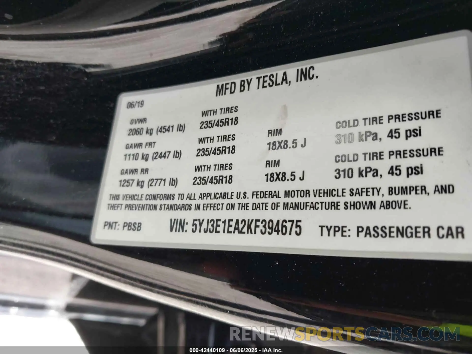 9 Photograph of a damaged car 5YJ3E1EA2KF394675 TESLA MODEL 3 2019