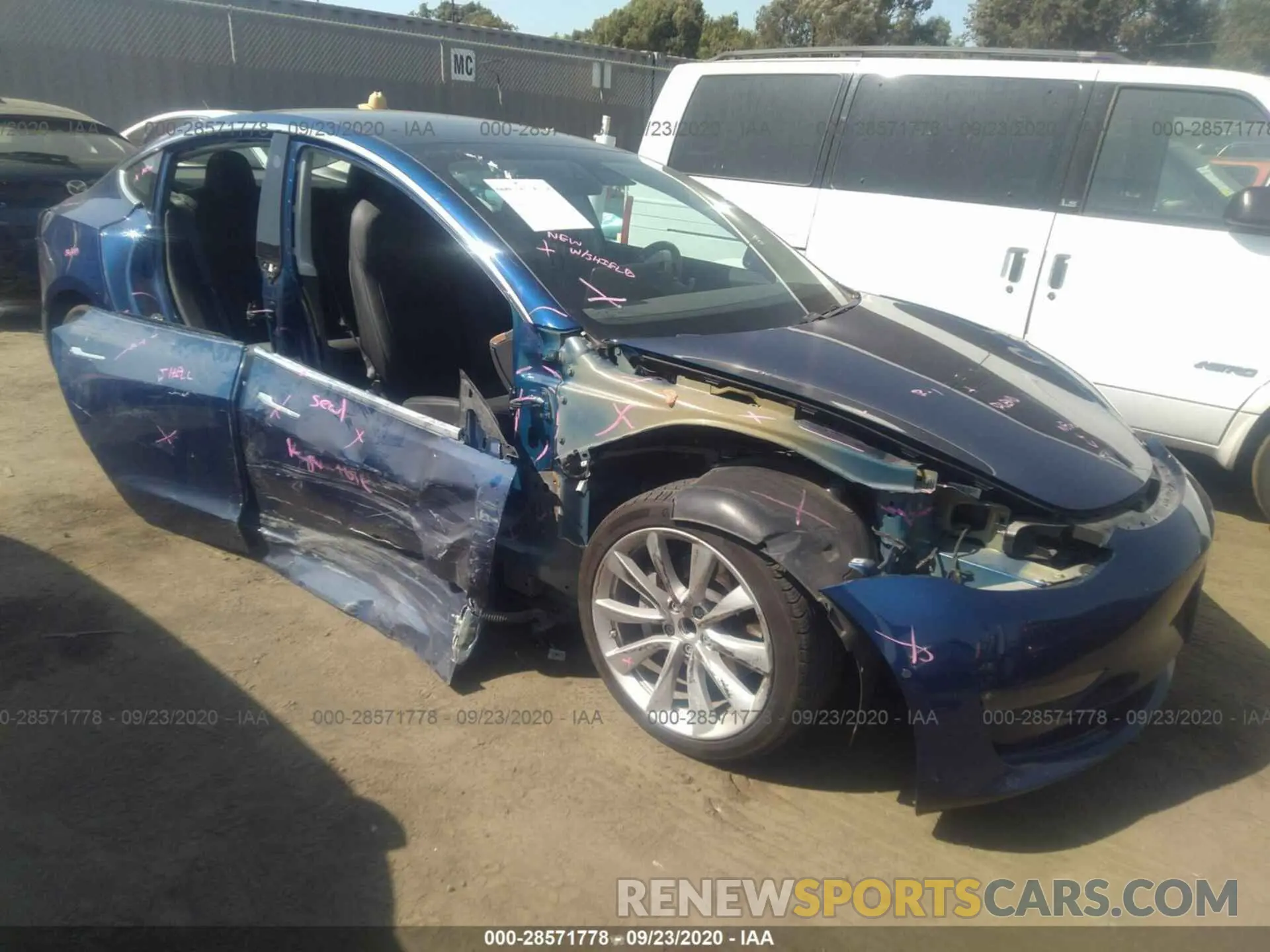 1 Photograph of a damaged car 5YJ3E1EA2KF417341 TESLA MODEL 3 2019