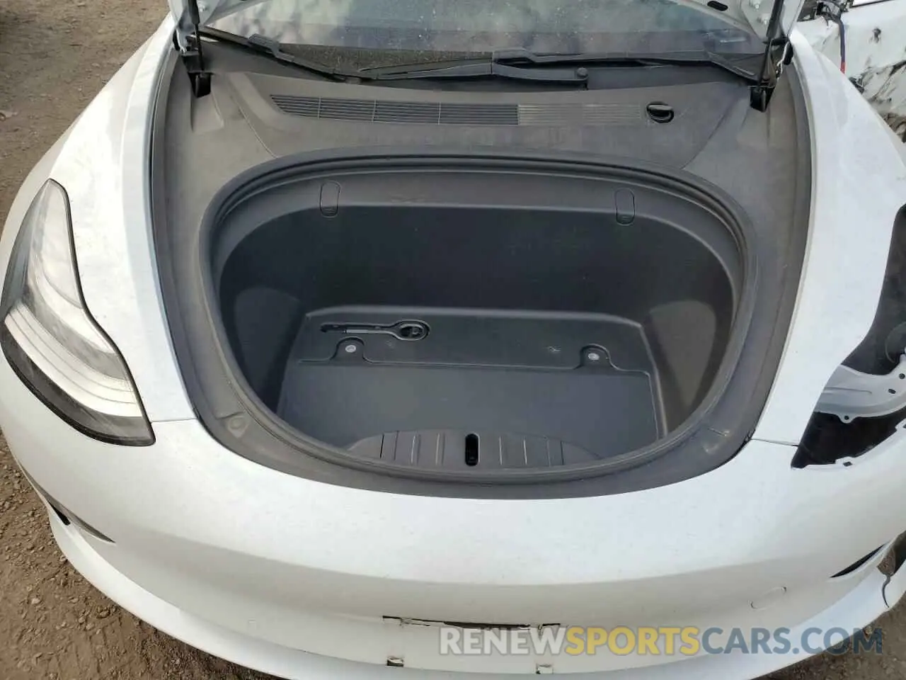 11 Photograph of a damaged car 5YJ3E1EA2KF428050 TESLA MODEL 3 2019