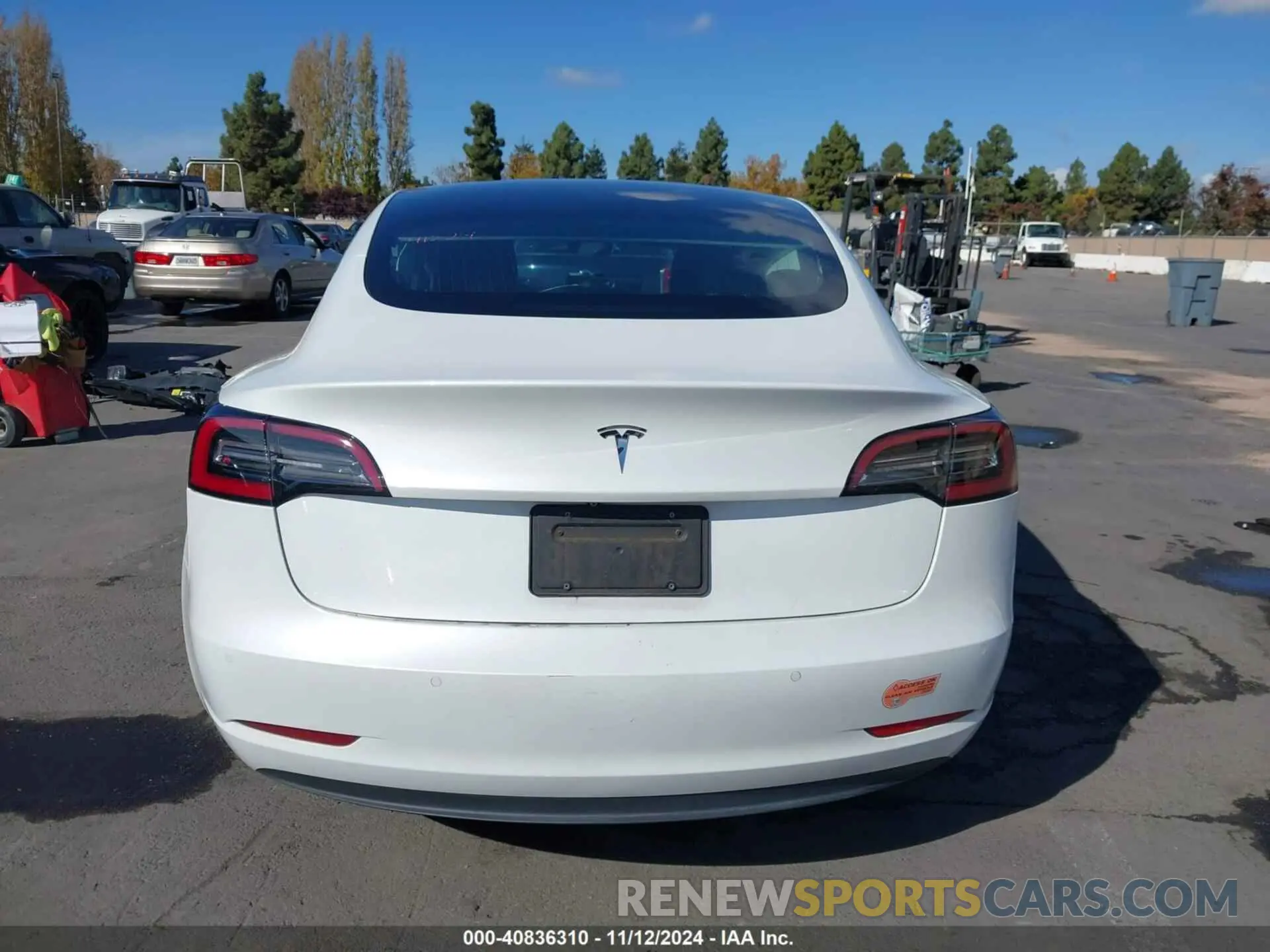 15 Photograph of a damaged car 5YJ3E1EA2KF428520 TESLA MODEL 3 2019