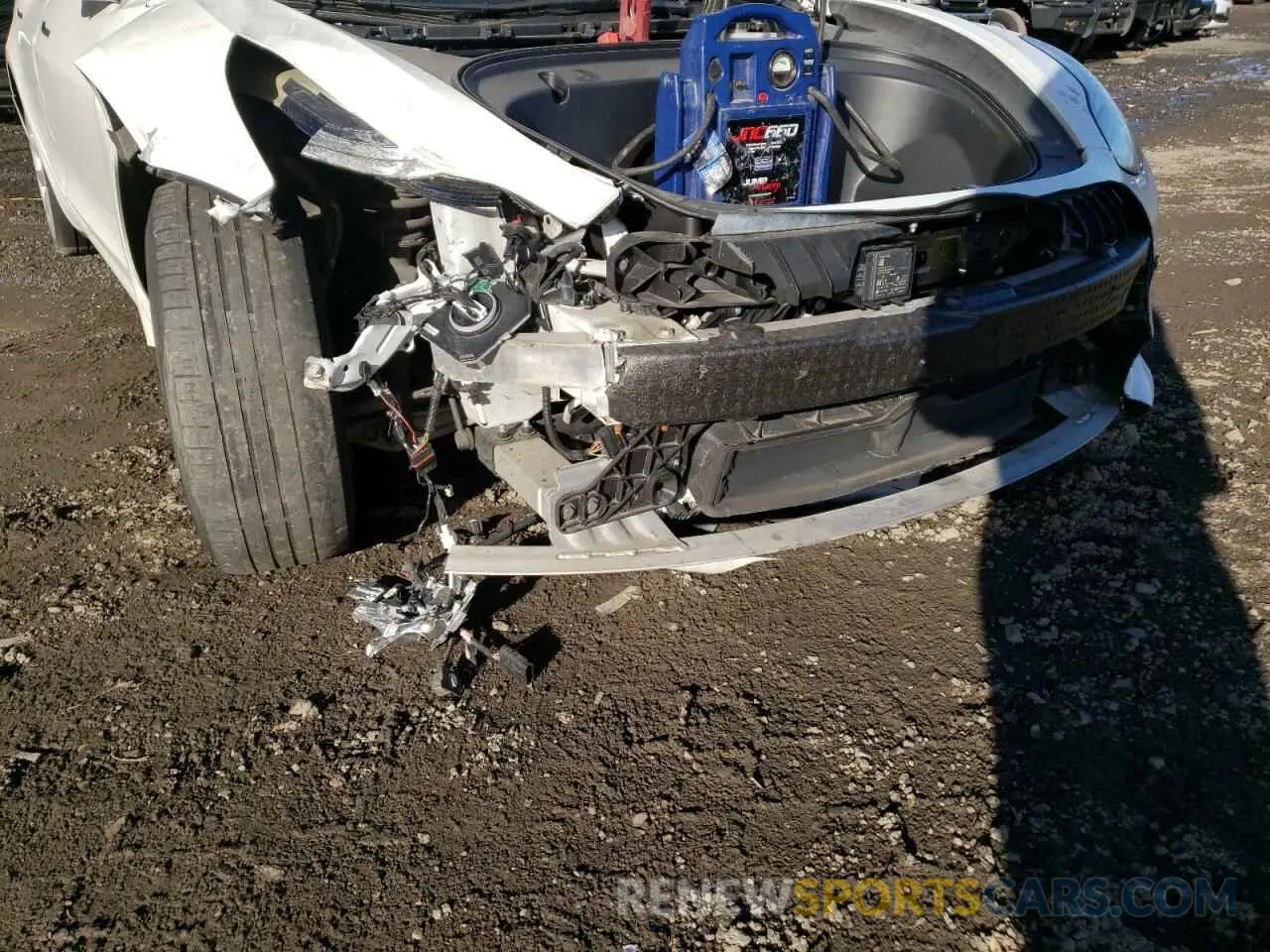 9 Photograph of a damaged car 5YJ3E1EA2KF472629 TESLA MODEL 3 2019