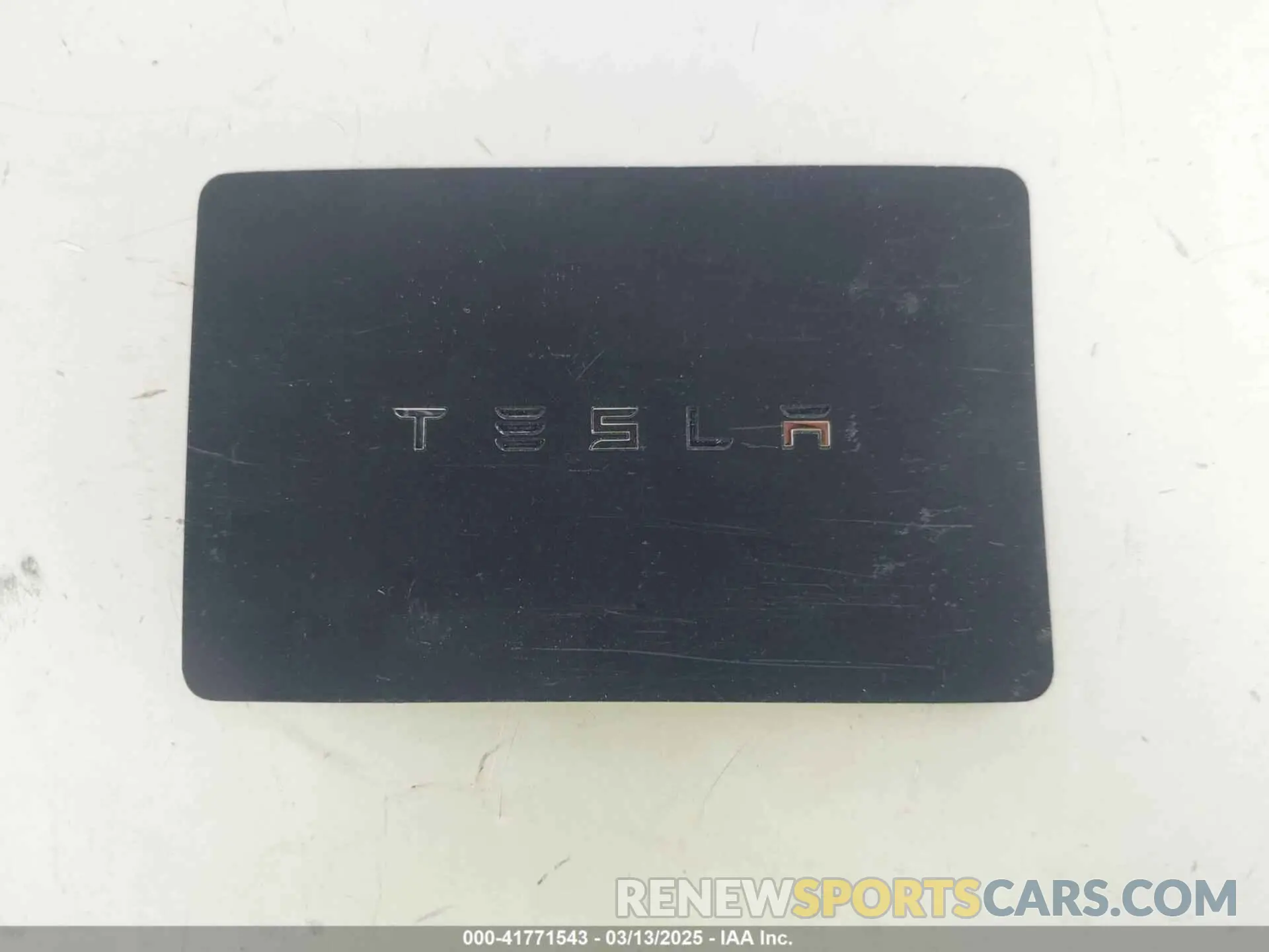11 Фотография поврежденного автомобиля 5YJ3E1EA3KF325056 TESLA MODEL 3 2019