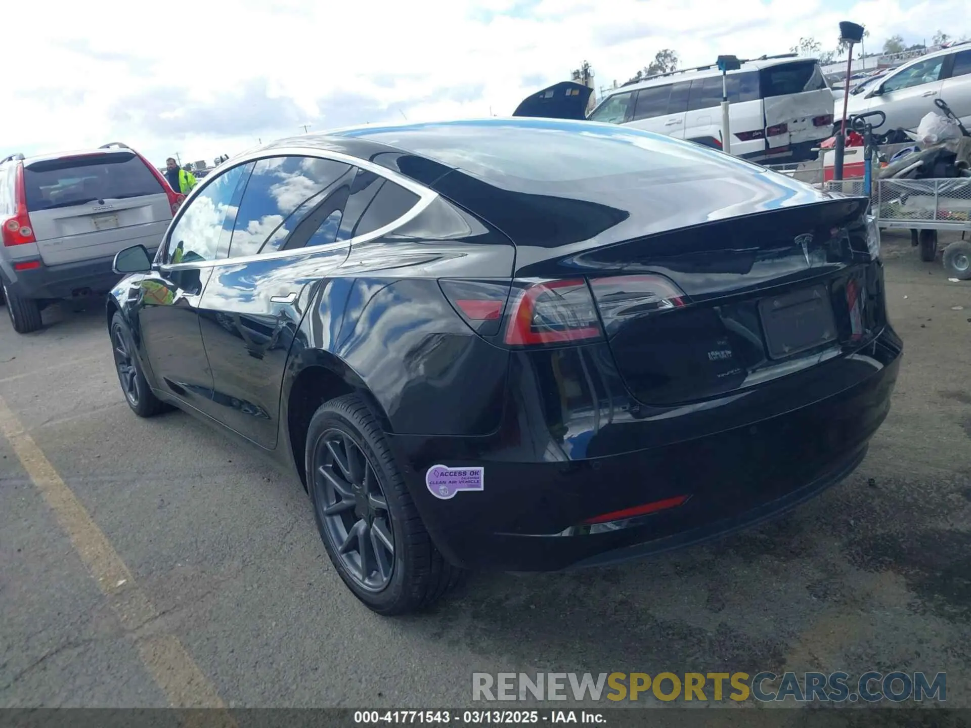 3 Фотография поврежденного автомобиля 5YJ3E1EA3KF325056 TESLA MODEL 3 2019