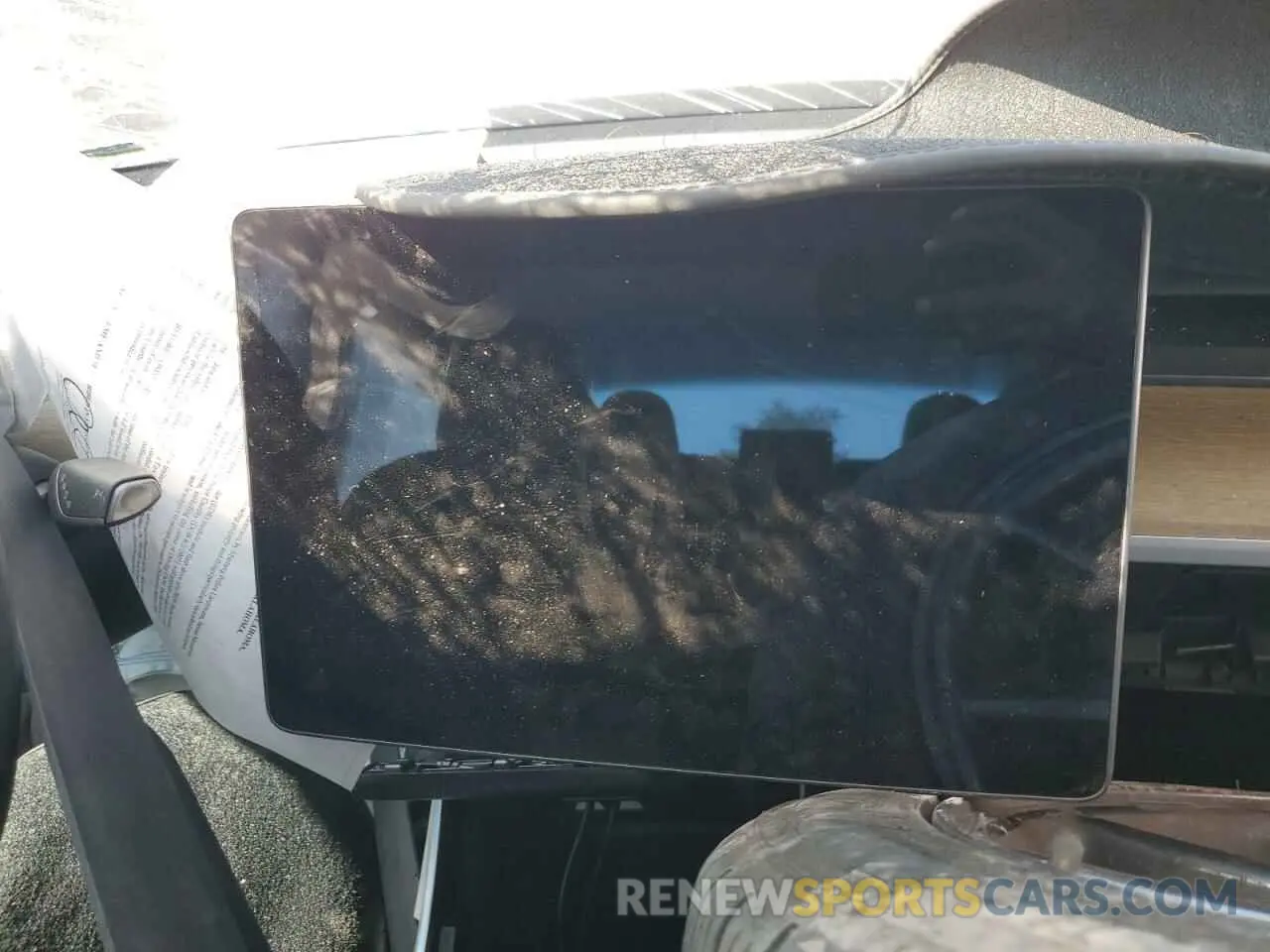 9 Photograph of a damaged car 5YJ3E1EA3KF326143 TESLA MODEL 3 2019