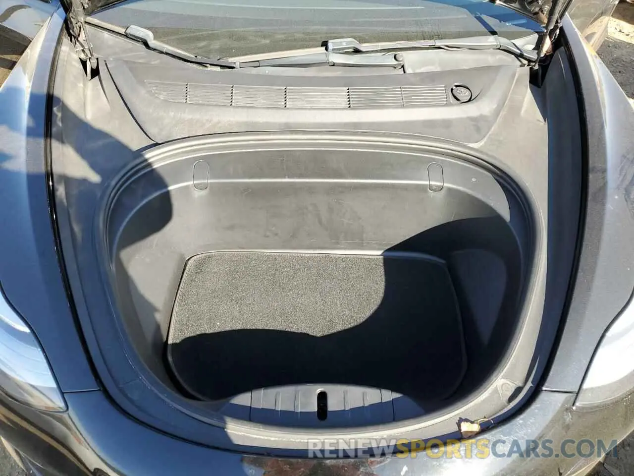 13 Photograph of a damaged car 5YJ3E1EA3KF346098 TESLA MODEL 3 2019