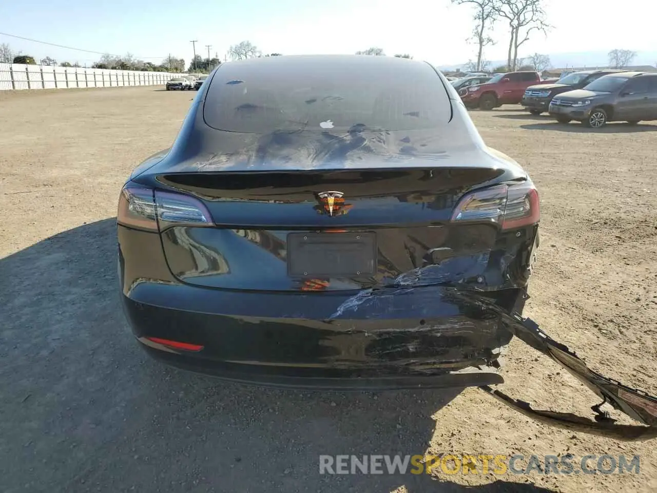 6 Photograph of a damaged car 5YJ3E1EA3KF346098 TESLA MODEL 3 2019