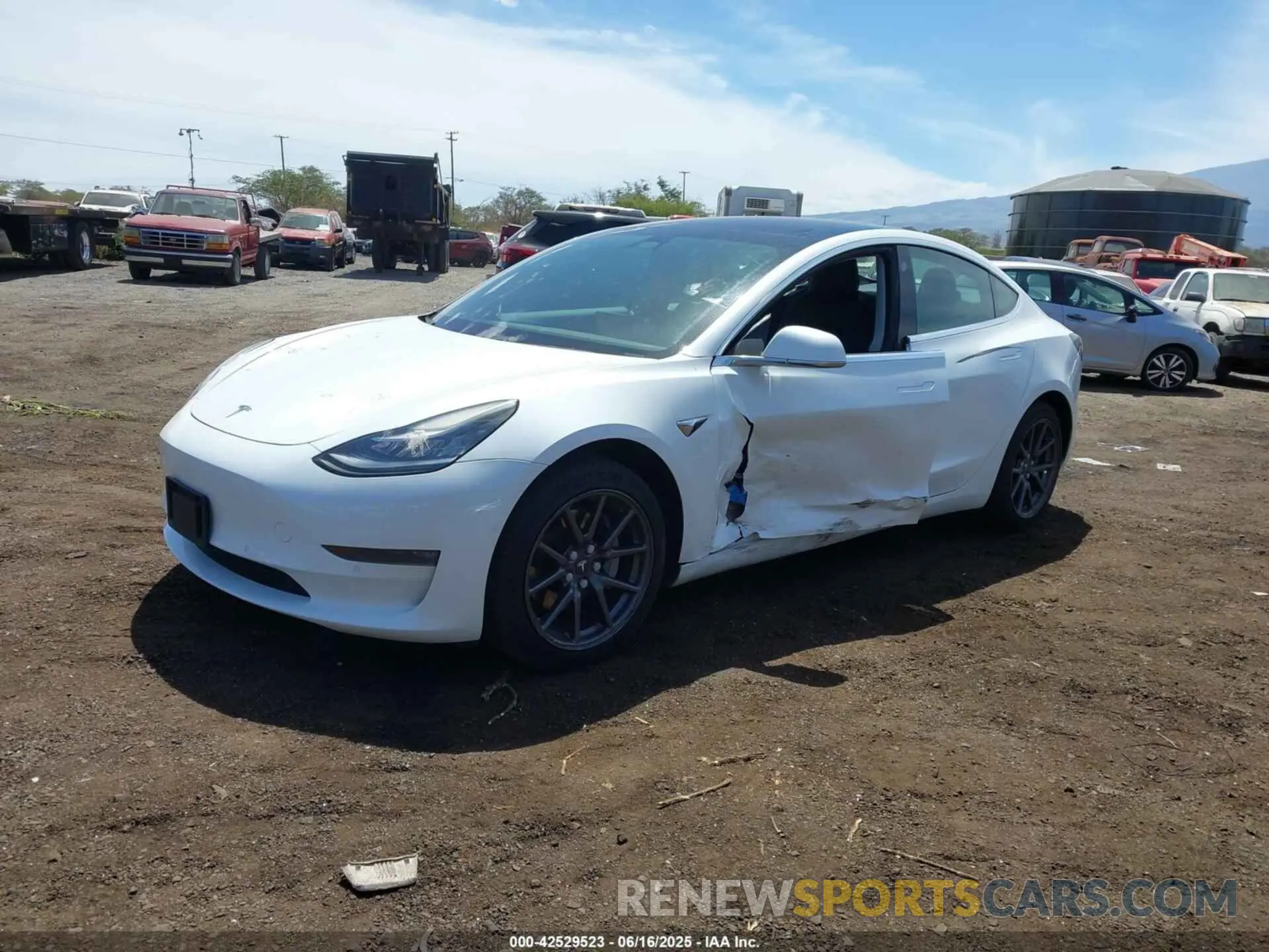 2 Фотография поврежденного автомобиля 5YJ3E1EA3KF401407 TESLA MODEL 3 2019