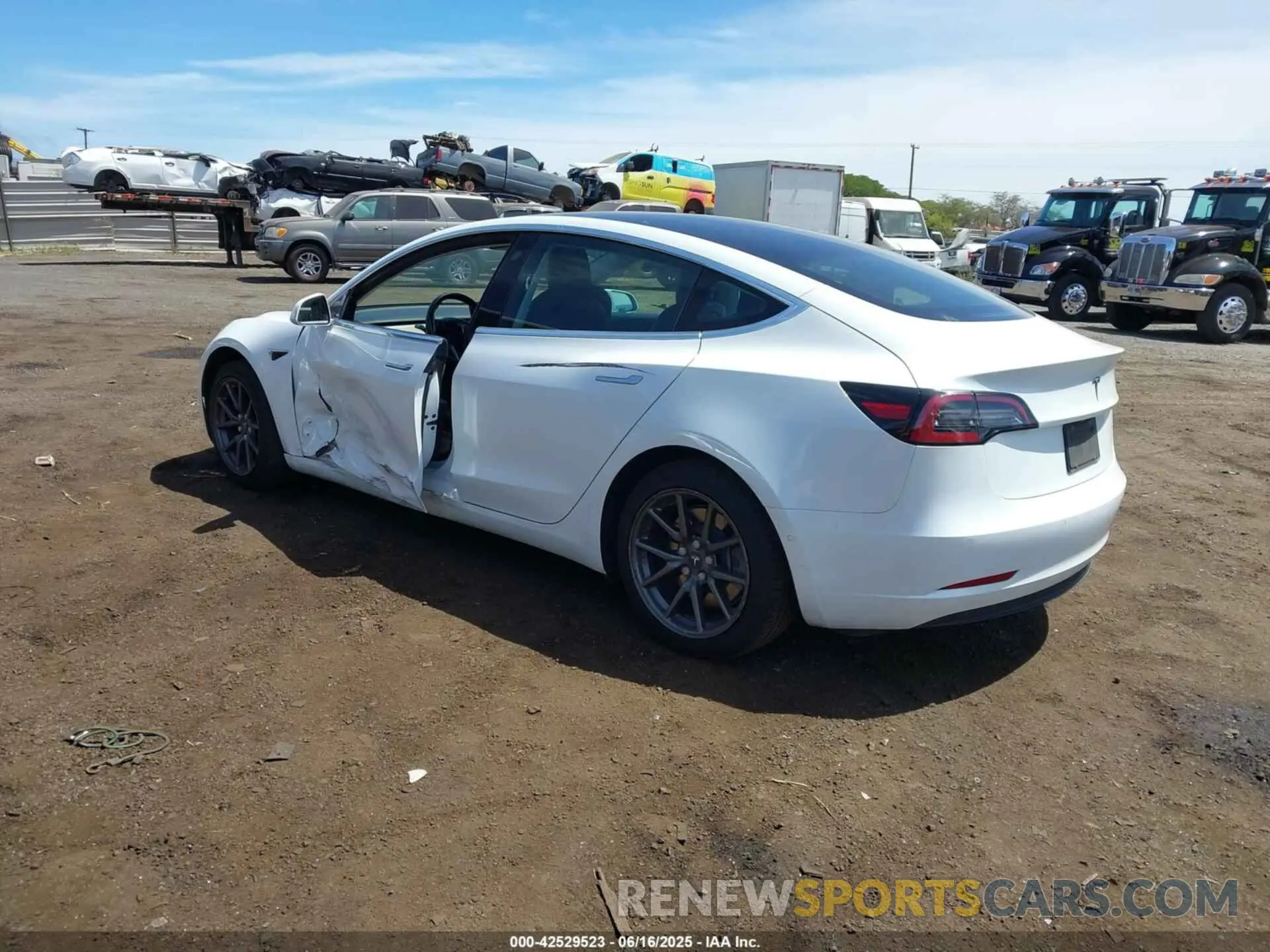 3 Фотография поврежденного автомобиля 5YJ3E1EA3KF401407 TESLA MODEL 3 2019