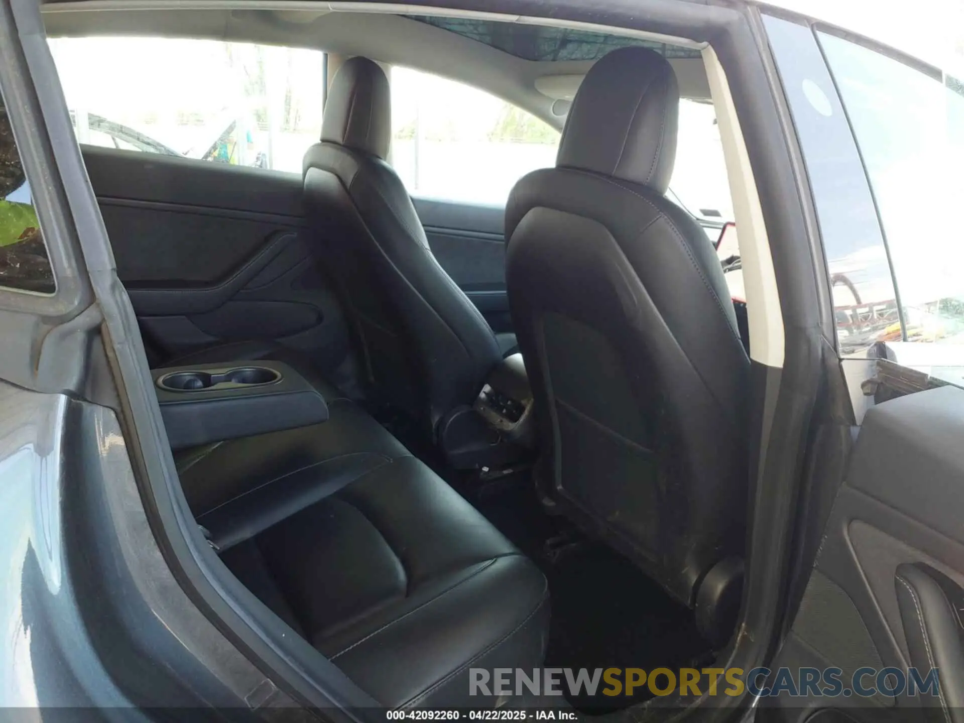 8 Photograph of a damaged car 5YJ3E1EA3KF412603 TESLA MODEL 3 2019