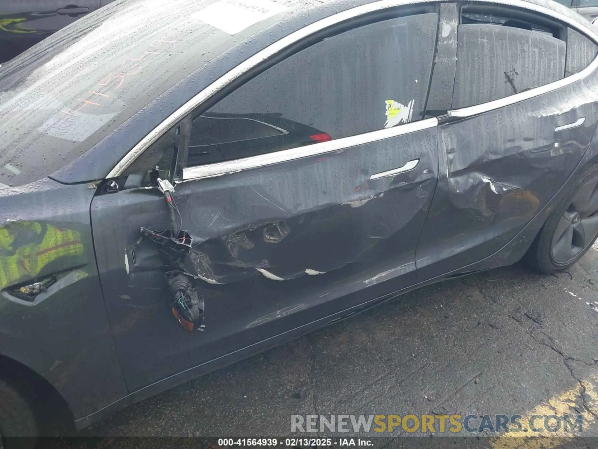 6 Фотография поврежденного автомобиля 5YJ3E1EA3KF426971 TESLA MODEL 3 2019