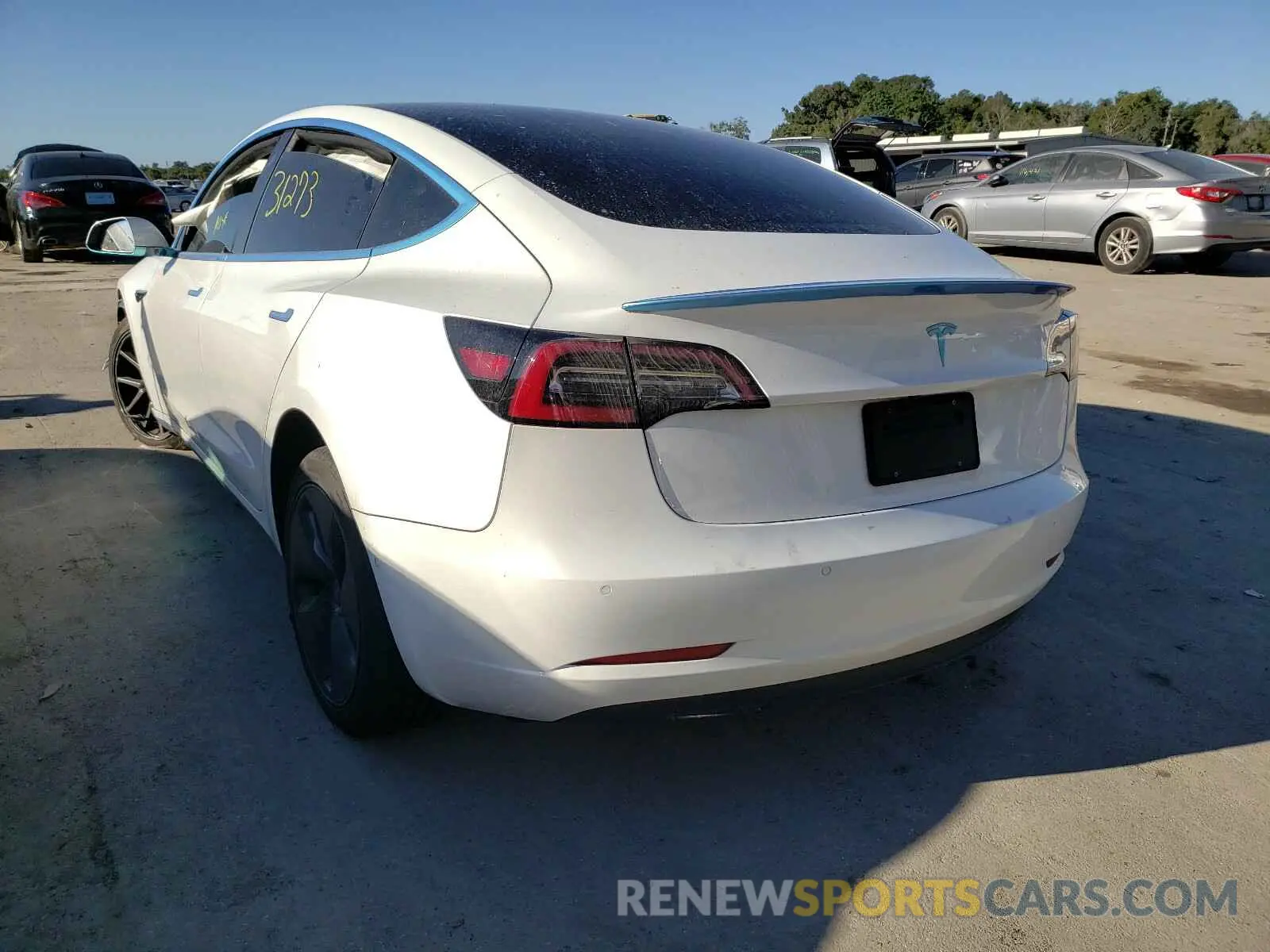 3 Photograph of a damaged car 5YJ3E1EA3KF482876 TESLA MODEL 3 2019