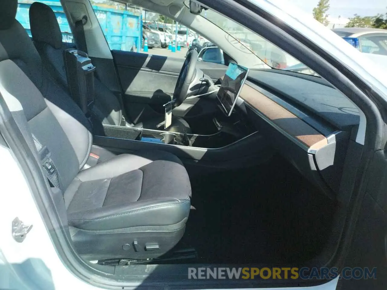 5 Photograph of a damaged car 5YJ3E1EA3KF483414 TESLA MODEL 3 2019