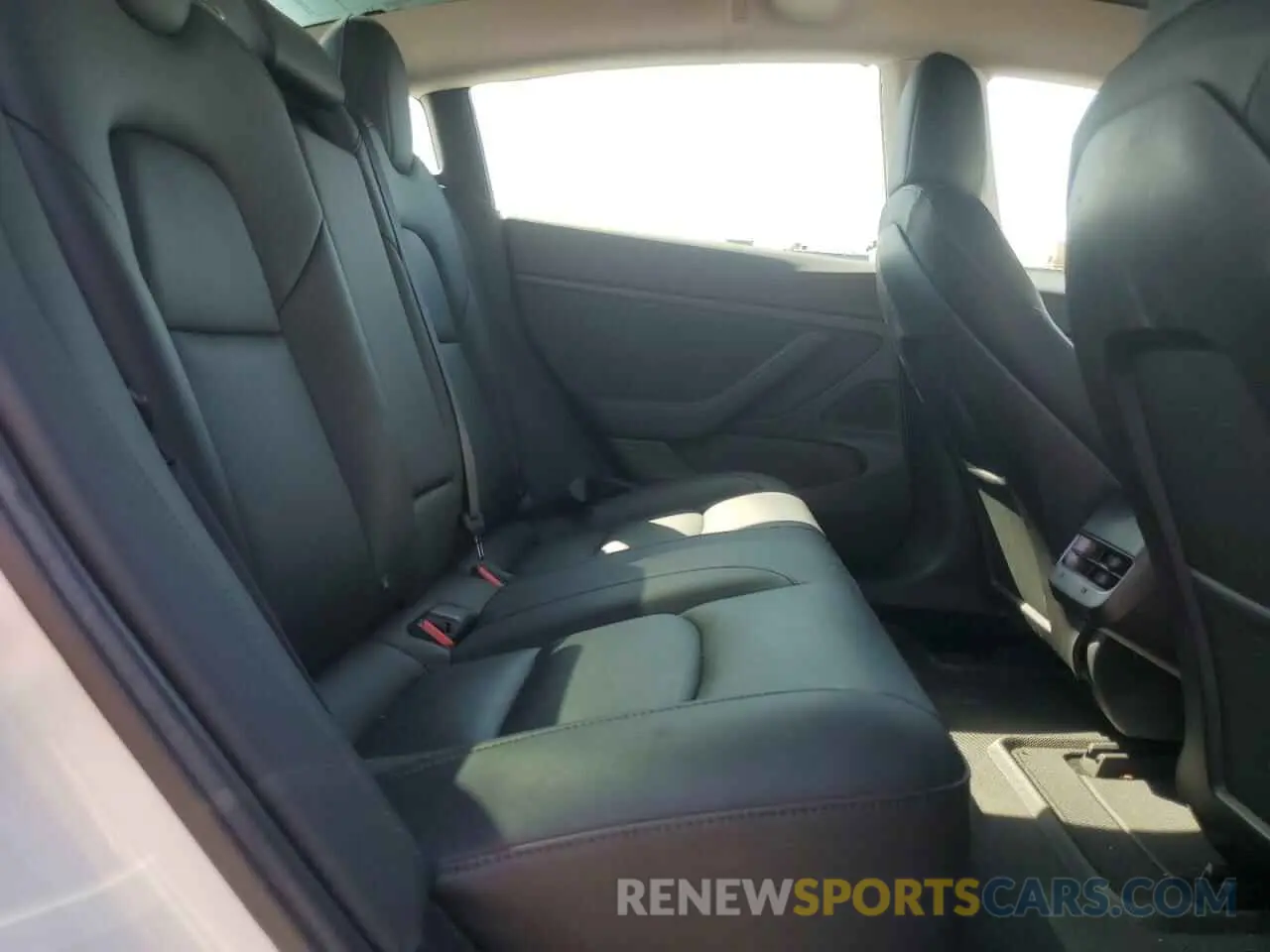 10 Фотография поврежденного автомобиля 5YJ3E1EA3KF483719 TESLA MODEL 3 2019