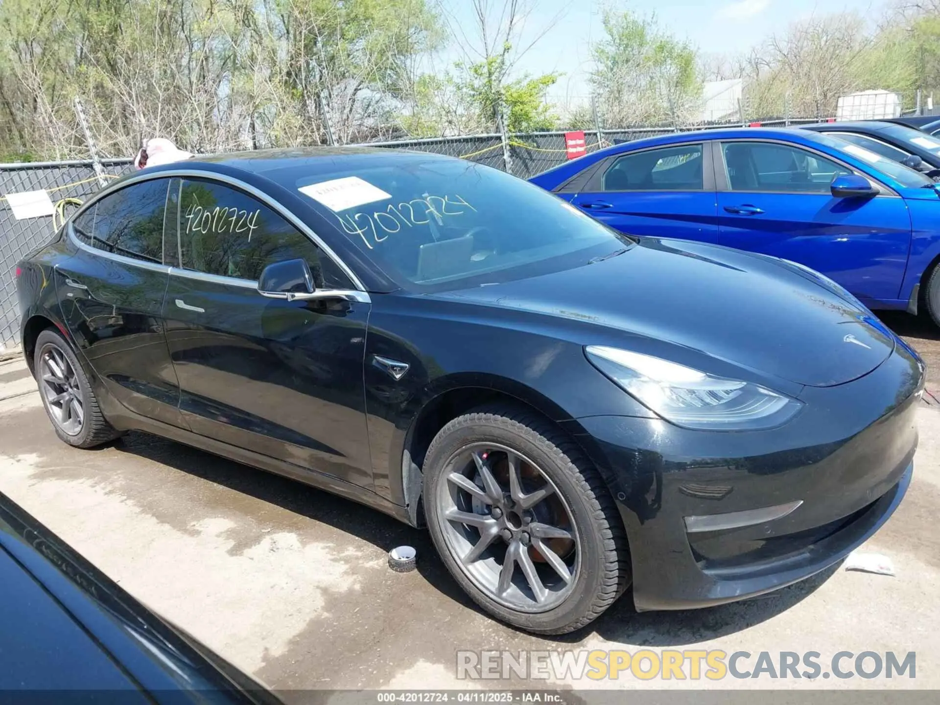 13 Photograph of a damaged car 5YJ3E1EA4KF296859 TESLA MODEL 3 2019