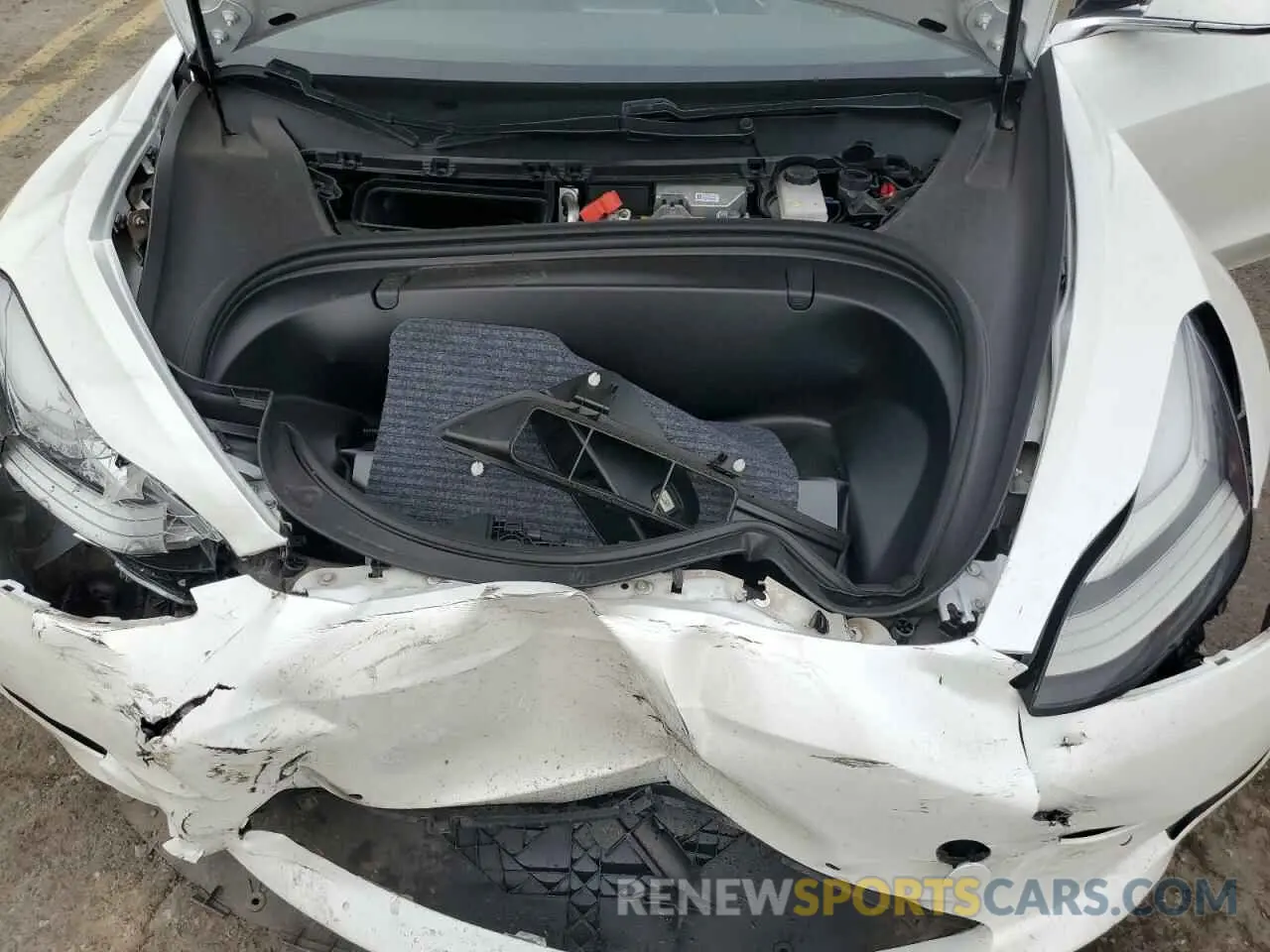 11 Фотография поврежденного автомобиля 5YJ3E1EA4KF300294 TESLA MODEL 3 2019