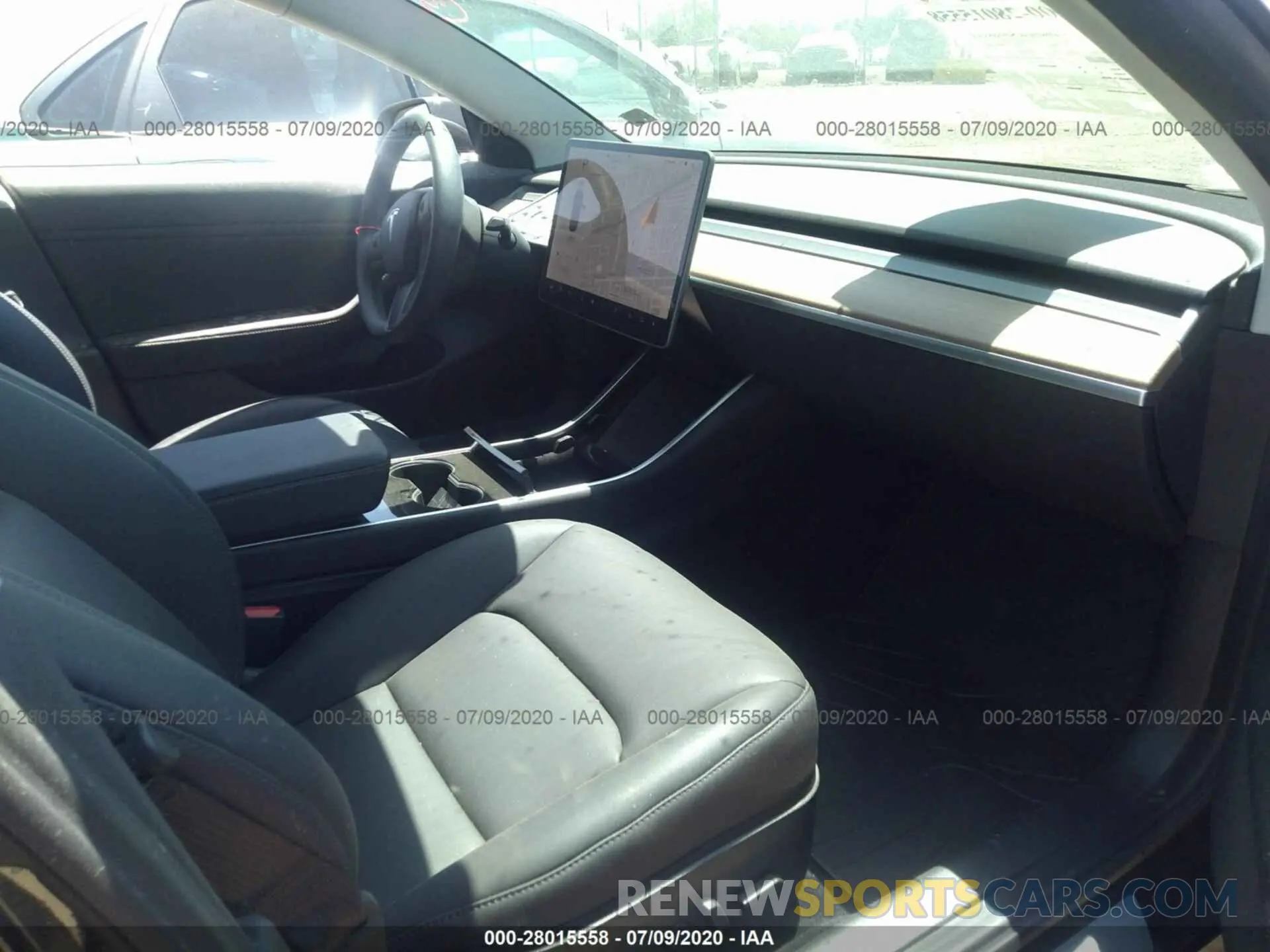 5 Photograph of a damaged car 5YJ3E1EA4KF305771 TESLA MODEL 3 2019