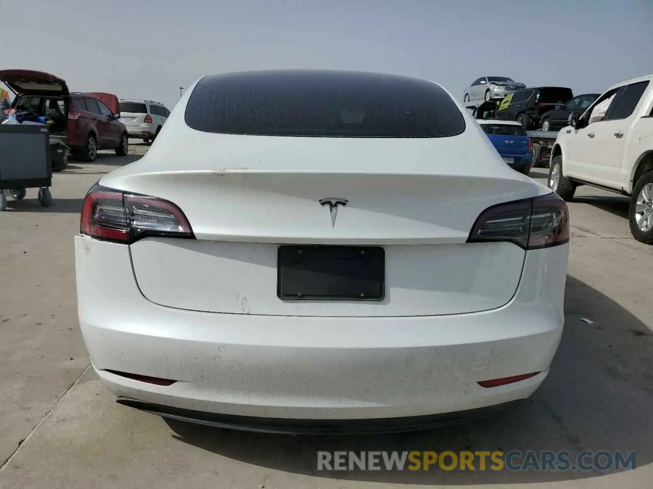 6 Фотография поврежденного автомобиля 5YJ3E1EA4KF315135 TESLA MODEL 3 2019