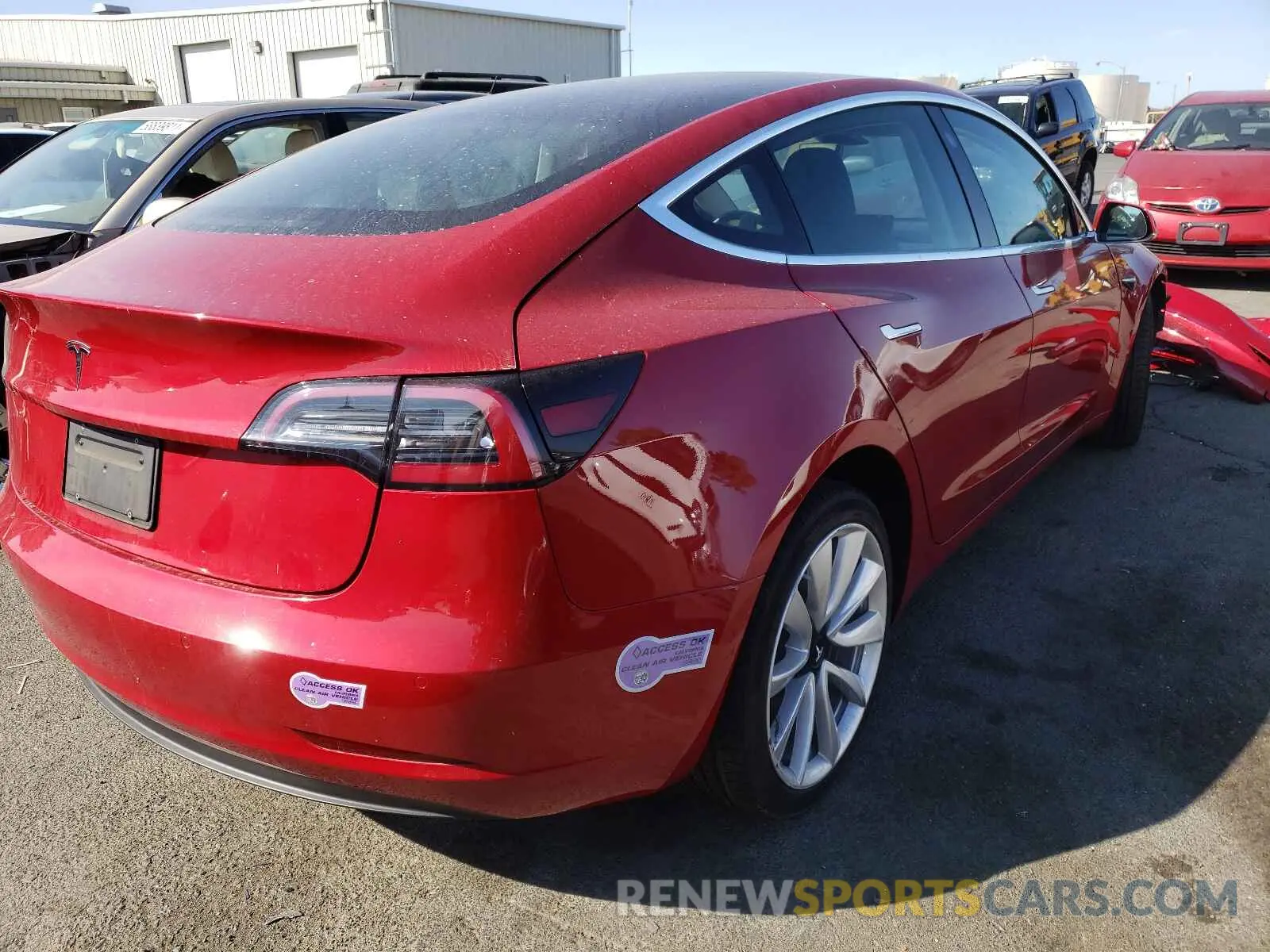 4 Фотография поврежденного автомобиля 5YJ3E1EA4KF357658 TESLA MODEL 3 2019