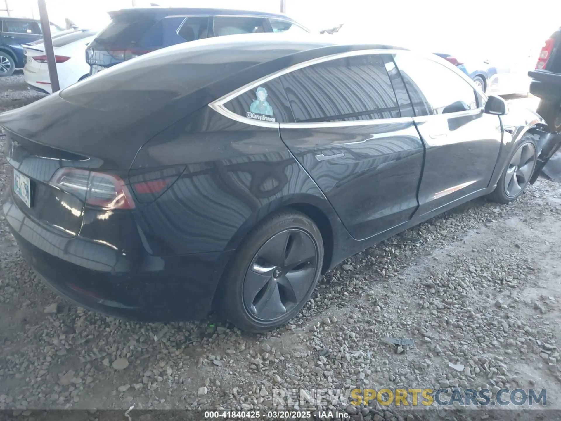 4 Фотография поврежденного автомобиля 5YJ3E1EA4KF399151 TESLA MODEL 3 2019