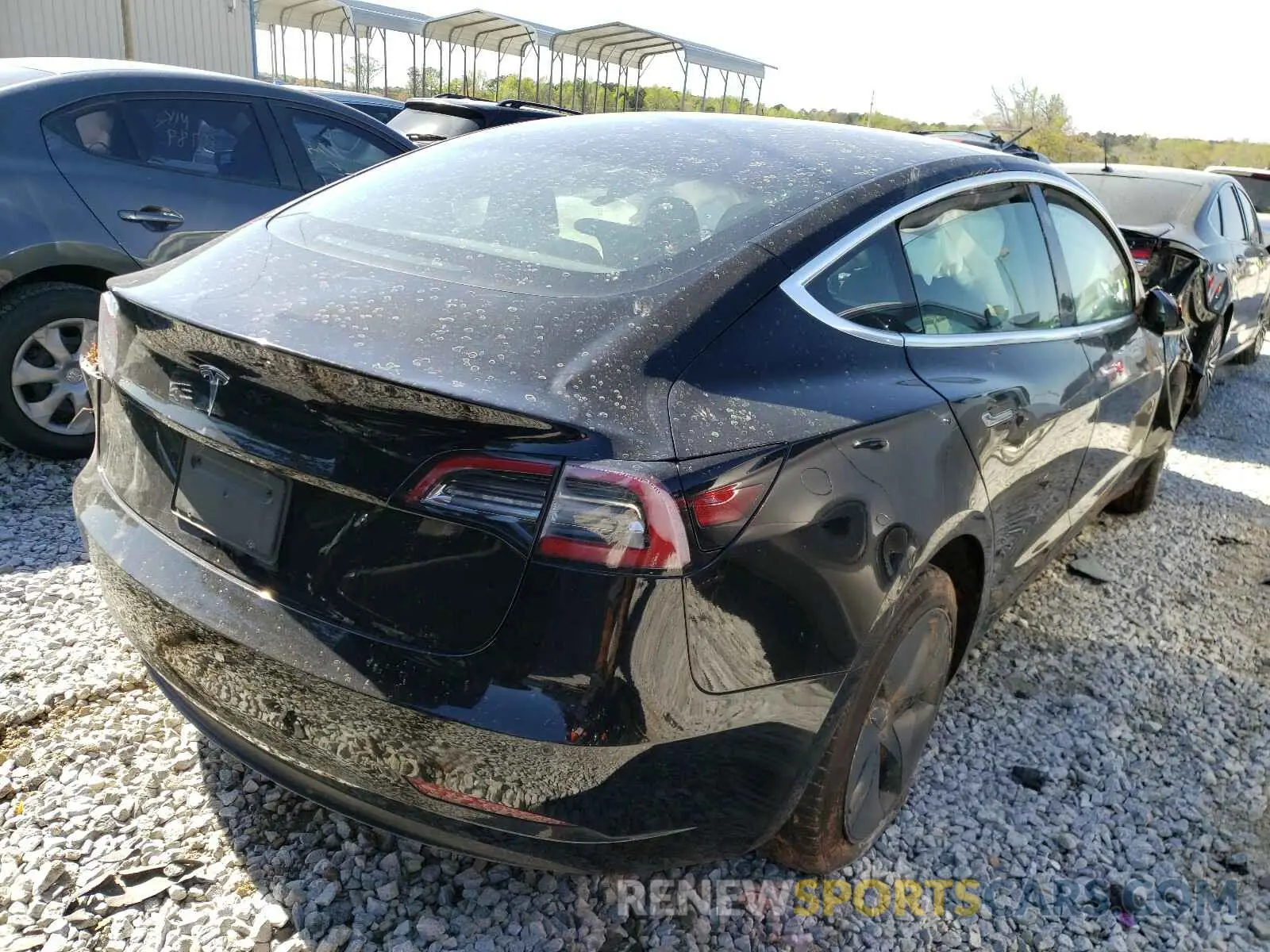 4 Фотография поврежденного автомобиля 5YJ3E1EA4KF399909 TESLA MODEL 3 2019