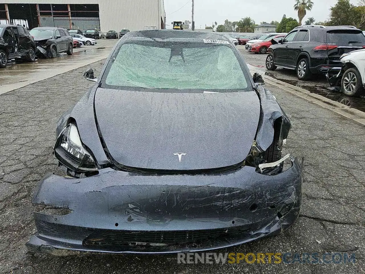 5 Photograph of a damaged car 5YJ3E1EA4KF407409 TESLA MODEL 3 2019