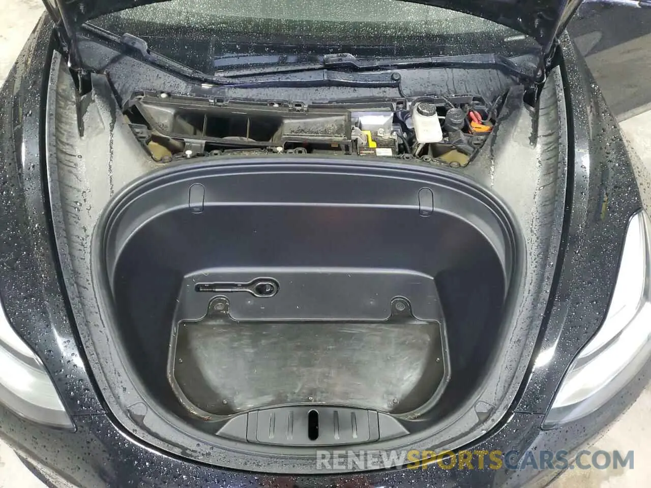 11 Photograph of a damaged car 5YJ3E1EA5KF297650 TESLA MODEL 3 2019