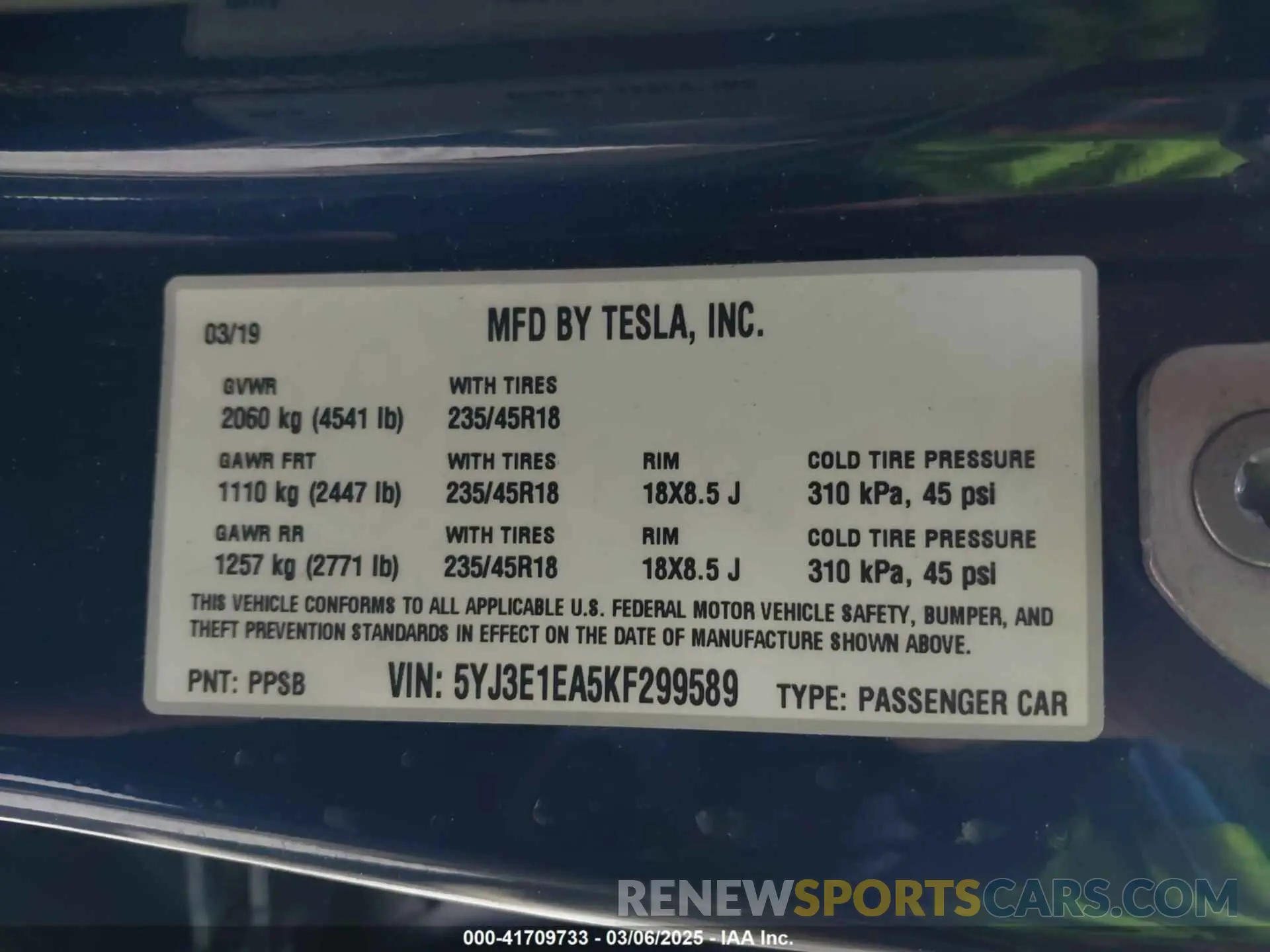 9 Photograph of a damaged car 5YJ3E1EA5KF299589 TESLA MODEL 3 2019
