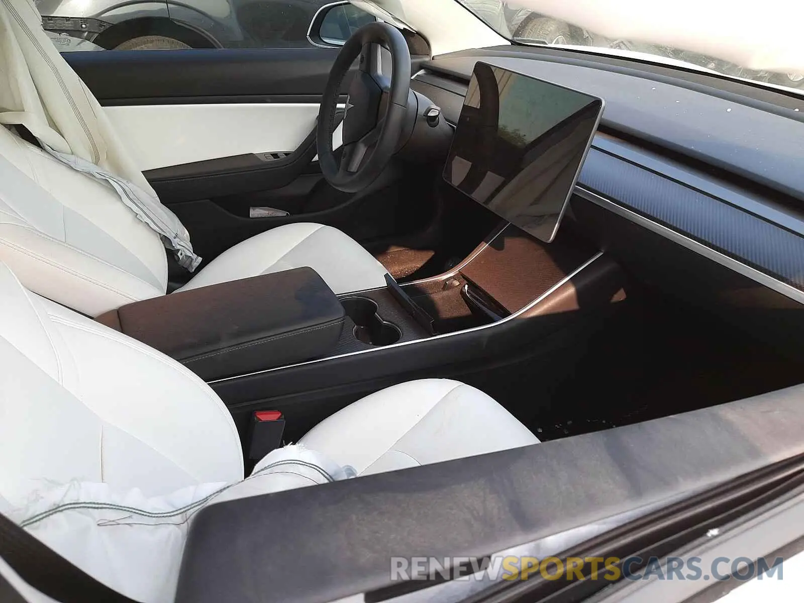 5 Photograph of a damaged car 5YJ3E1EA5KF315127 TESLA MODEL 3 2019