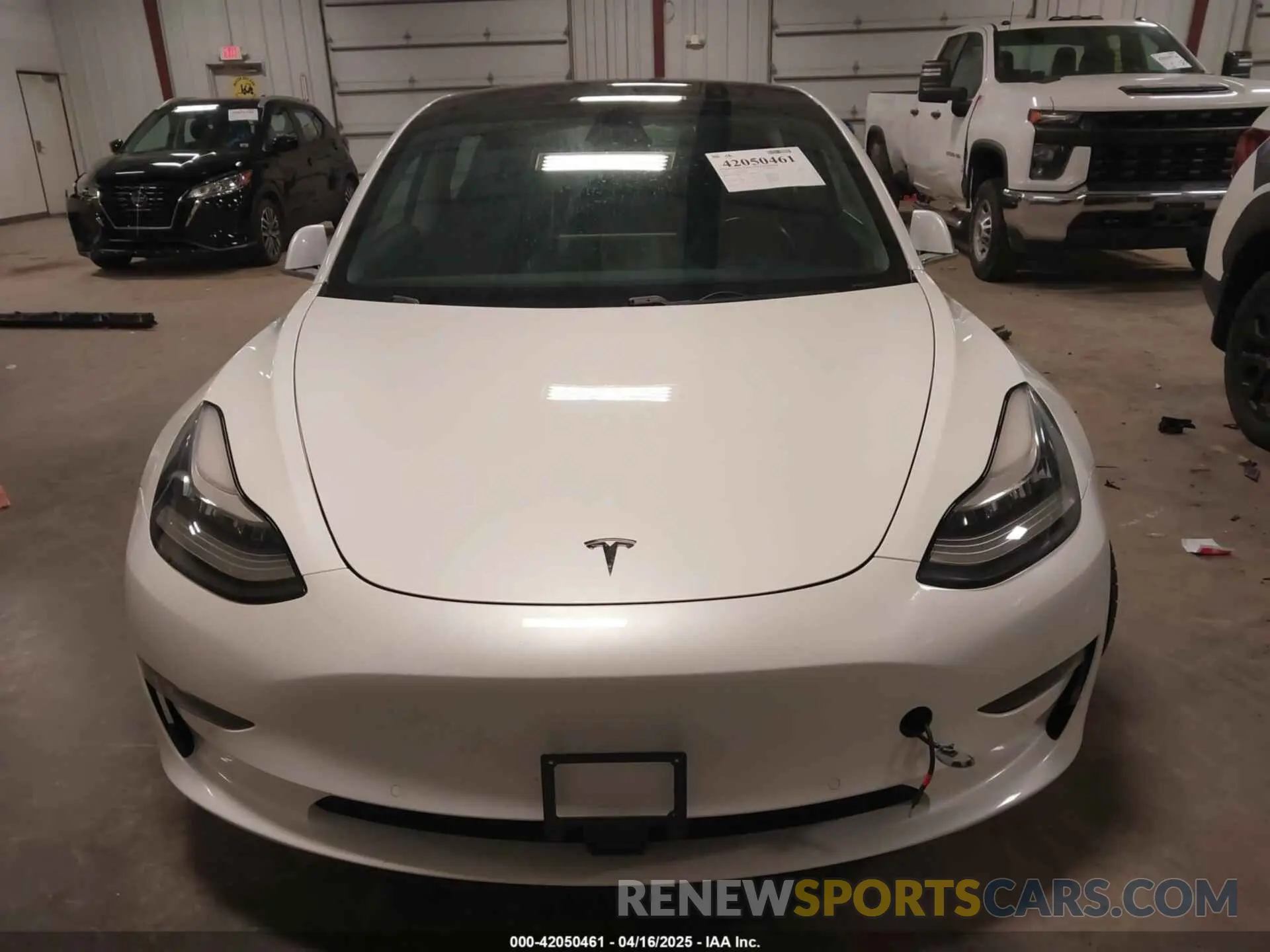 13 Фотография поврежденного автомобиля 5YJ3E1EA5KF317542 TESLA MODEL 3 2019