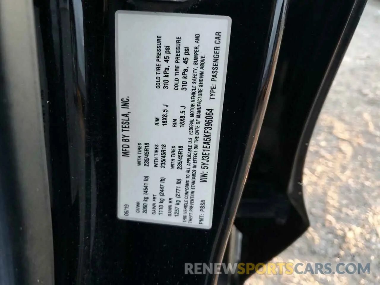 13 Фотография поврежденного автомобиля 5YJ3E1EA5KF396064 TESLA MODEL 3 2019