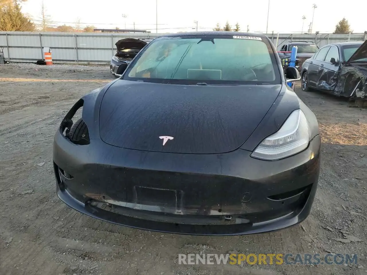 5 Фотография поврежденного автомобиля 5YJ3E1EA5KF396064 TESLA MODEL 3 2019