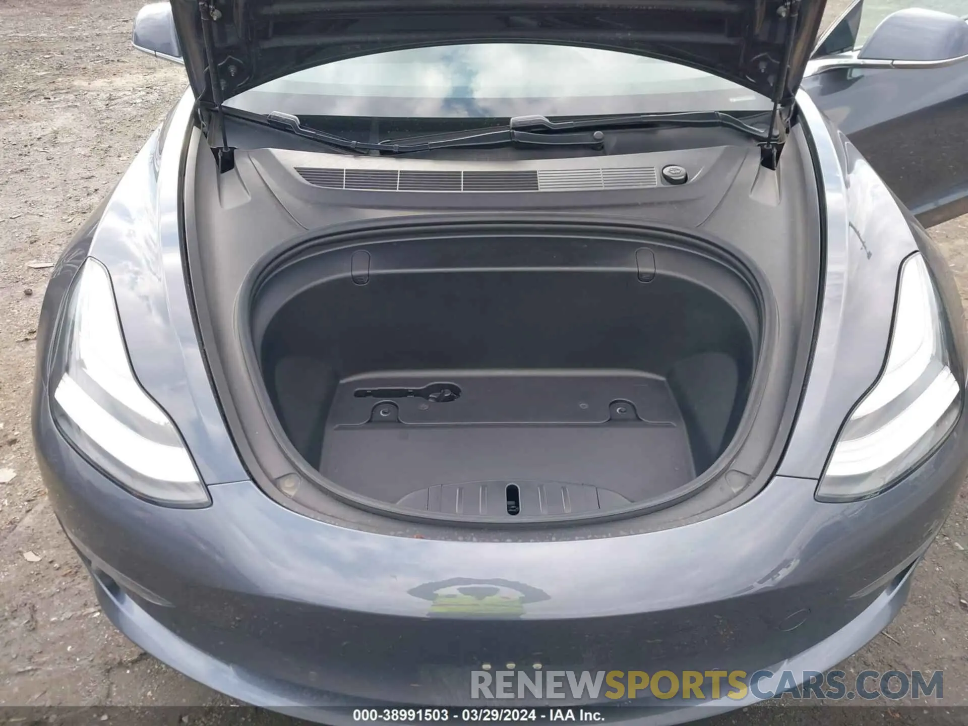 10 Photograph of a damaged car 5YJ3E1EA5KF411002 TESLA MODEL 3 2019