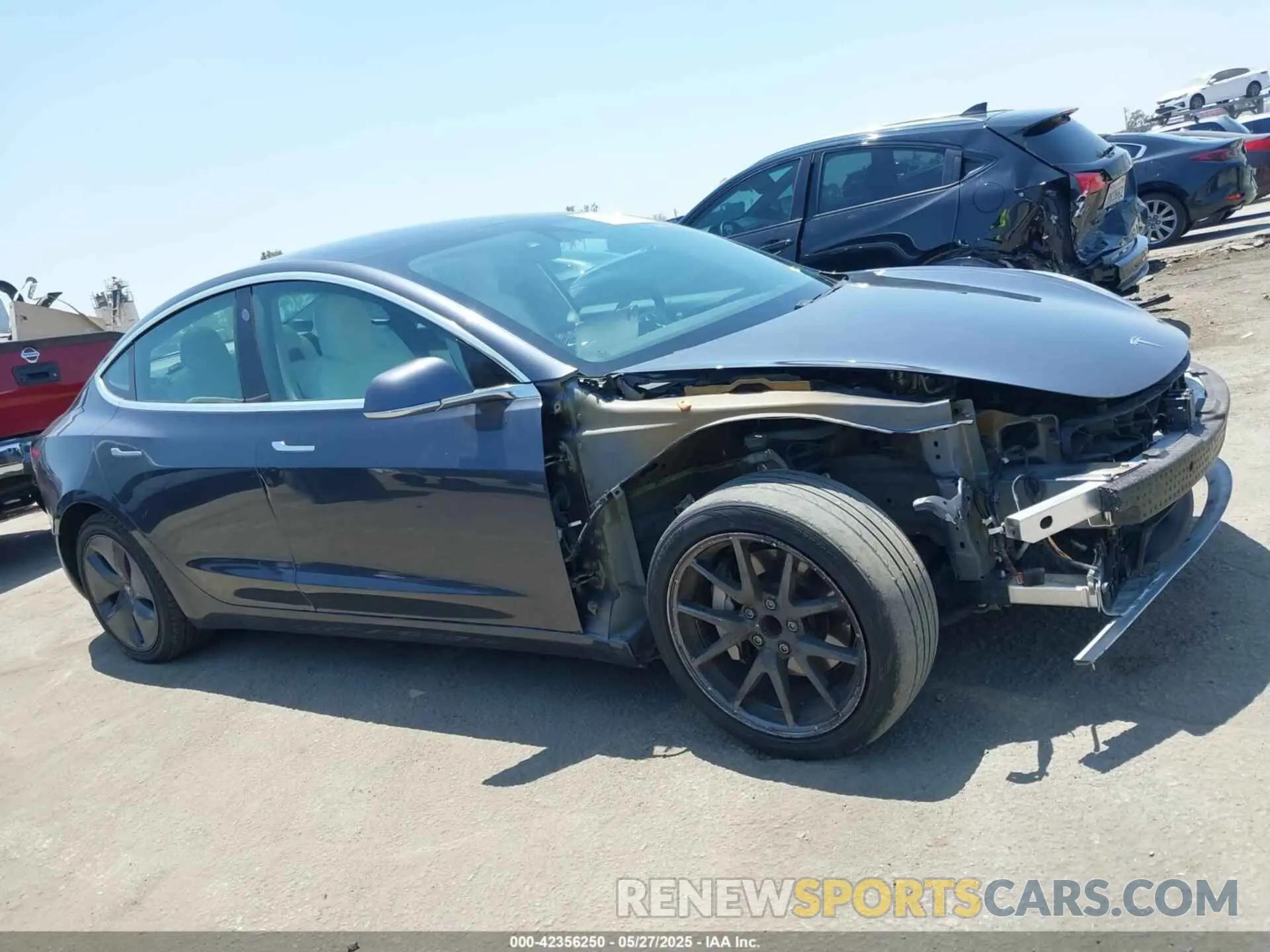 14 Фотография поврежденного автомобиля 5YJ3E1EA5KF431539 TESLA MODEL 3 2019