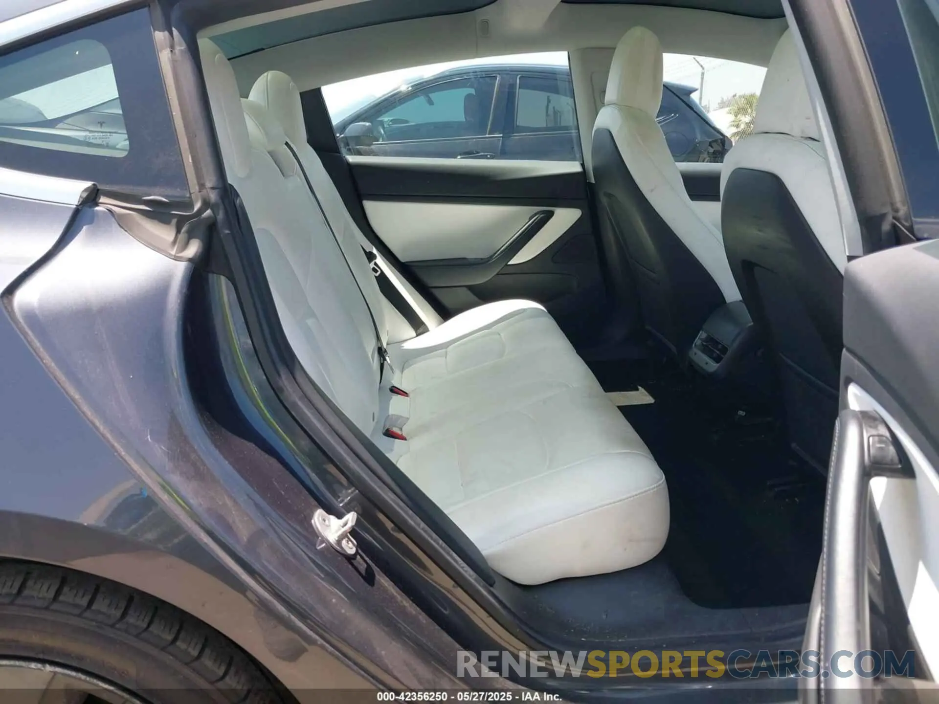 8 Фотография поврежденного автомобиля 5YJ3E1EA5KF431539 TESLA MODEL 3 2019