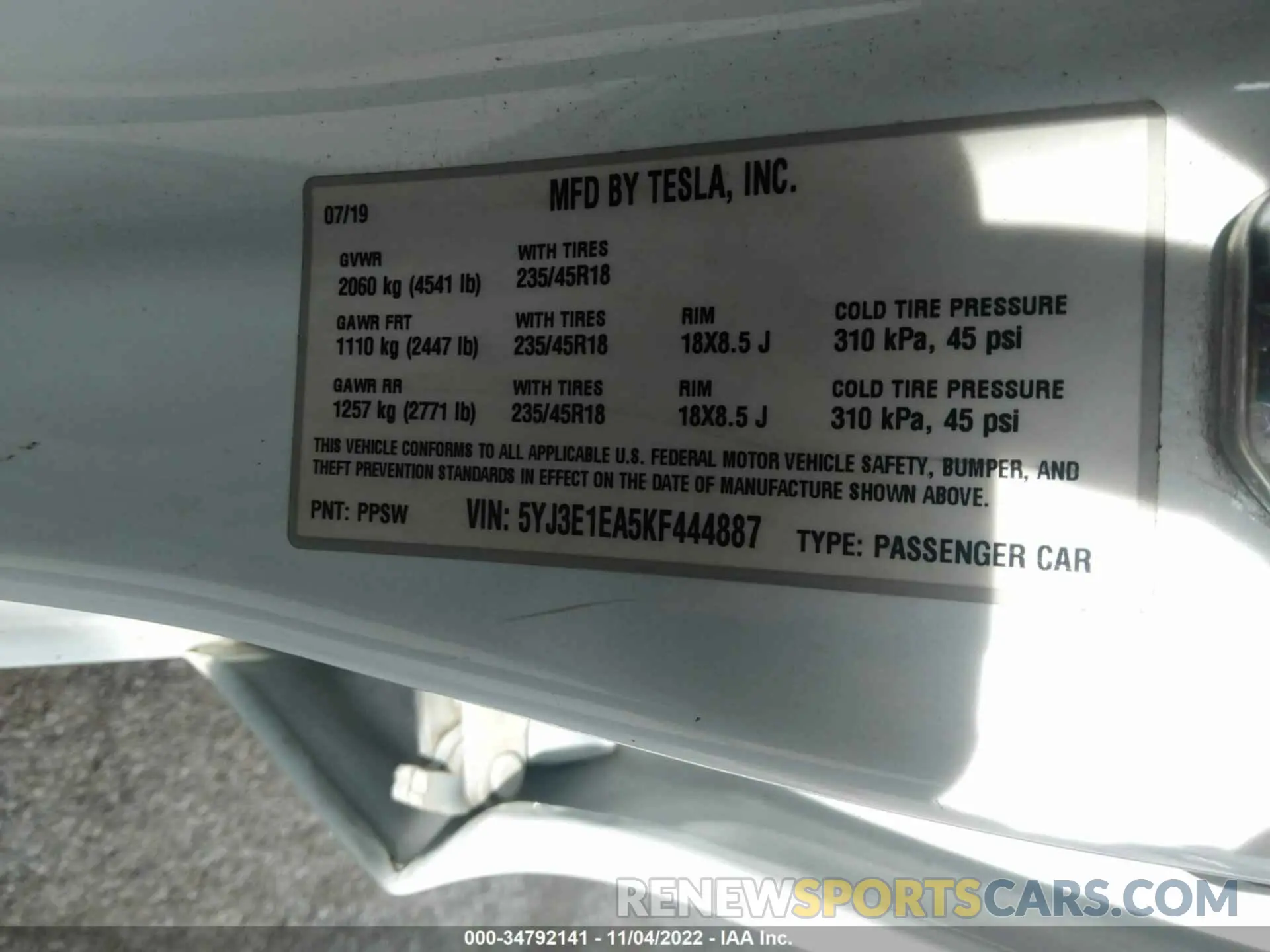 9 Photograph of a damaged car 5YJ3E1EA5KF444887 TESLA MODEL 3 2019