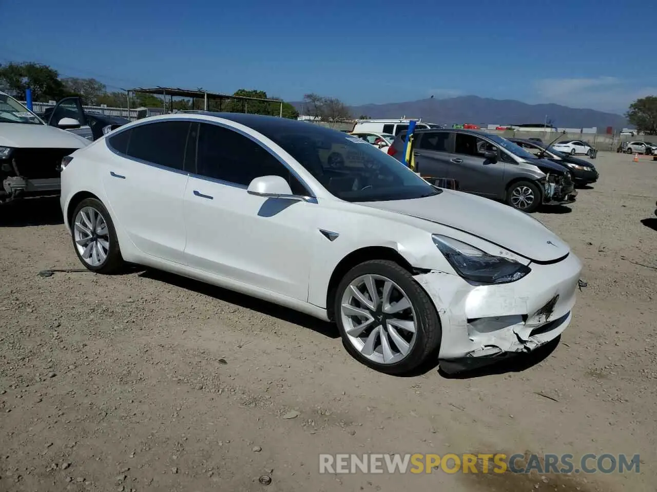 4 Photograph of a damaged car 5YJ3E1EA5KF472575 TESLA MODEL 3 2019