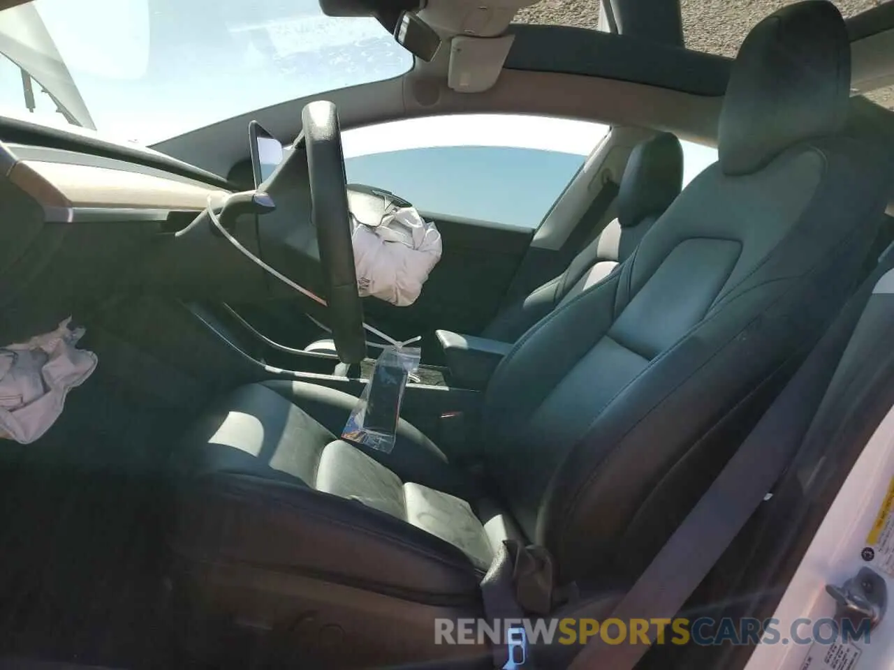 7 Photograph of a damaged car 5YJ3E1EA5KF472575 TESLA MODEL 3 2019