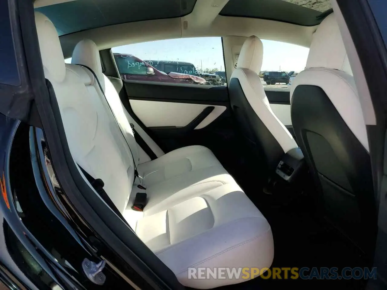 10 Photograph of a damaged car 5YJ3E1EA6KF302273 TESLA MODEL 3 2019