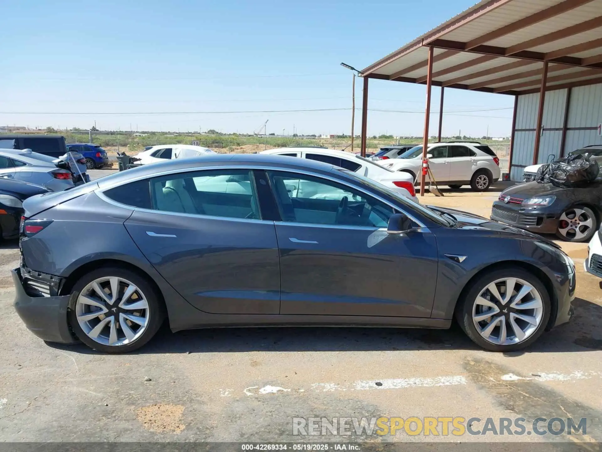 12 Photograph of a damaged car 5YJ3E1EA6KF302368 TESLA MODEL 3 2019