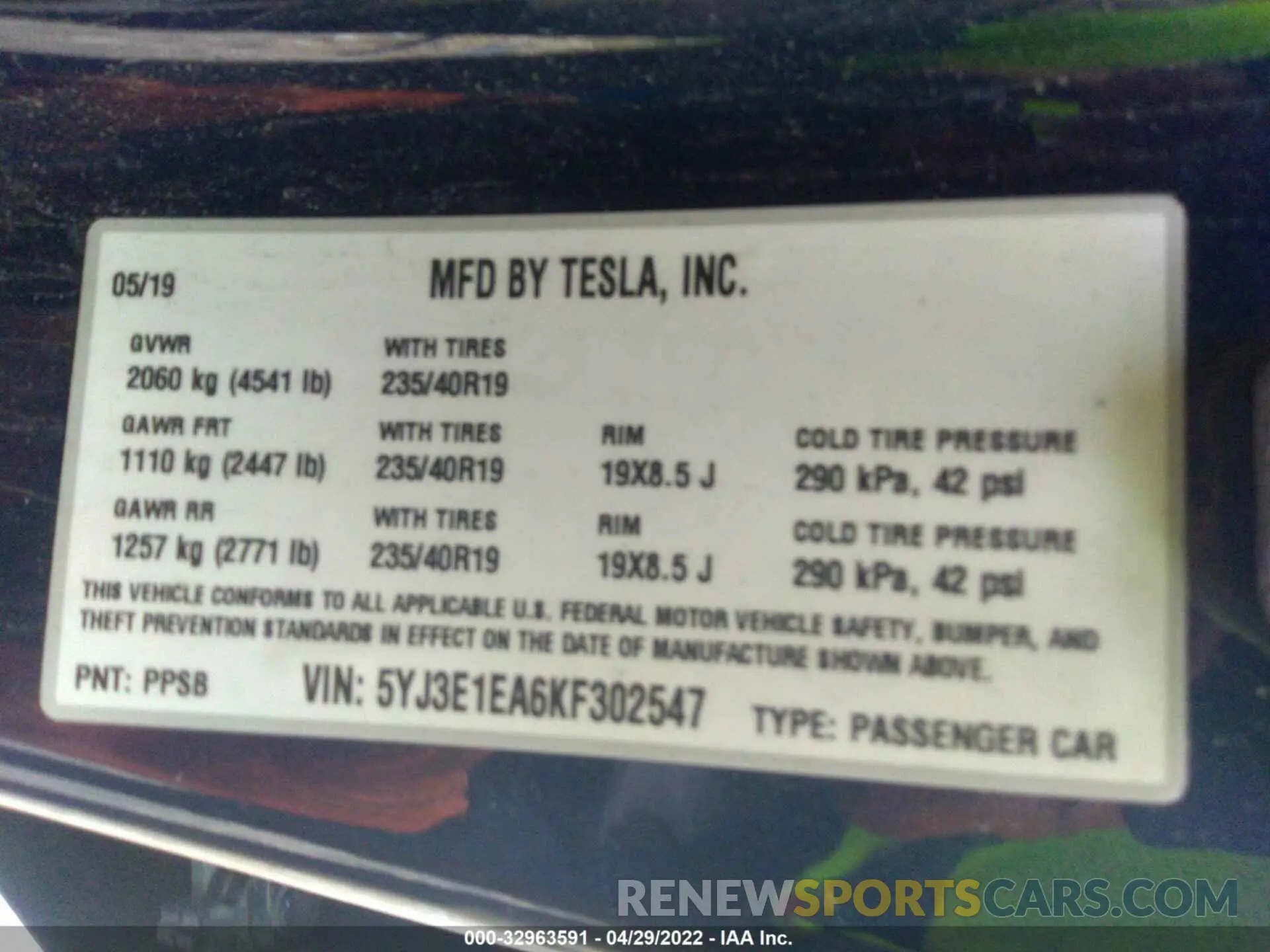 9 Photograph of a damaged car 5YJ3E1EA6KF302547 TESLA MODEL 3 2019