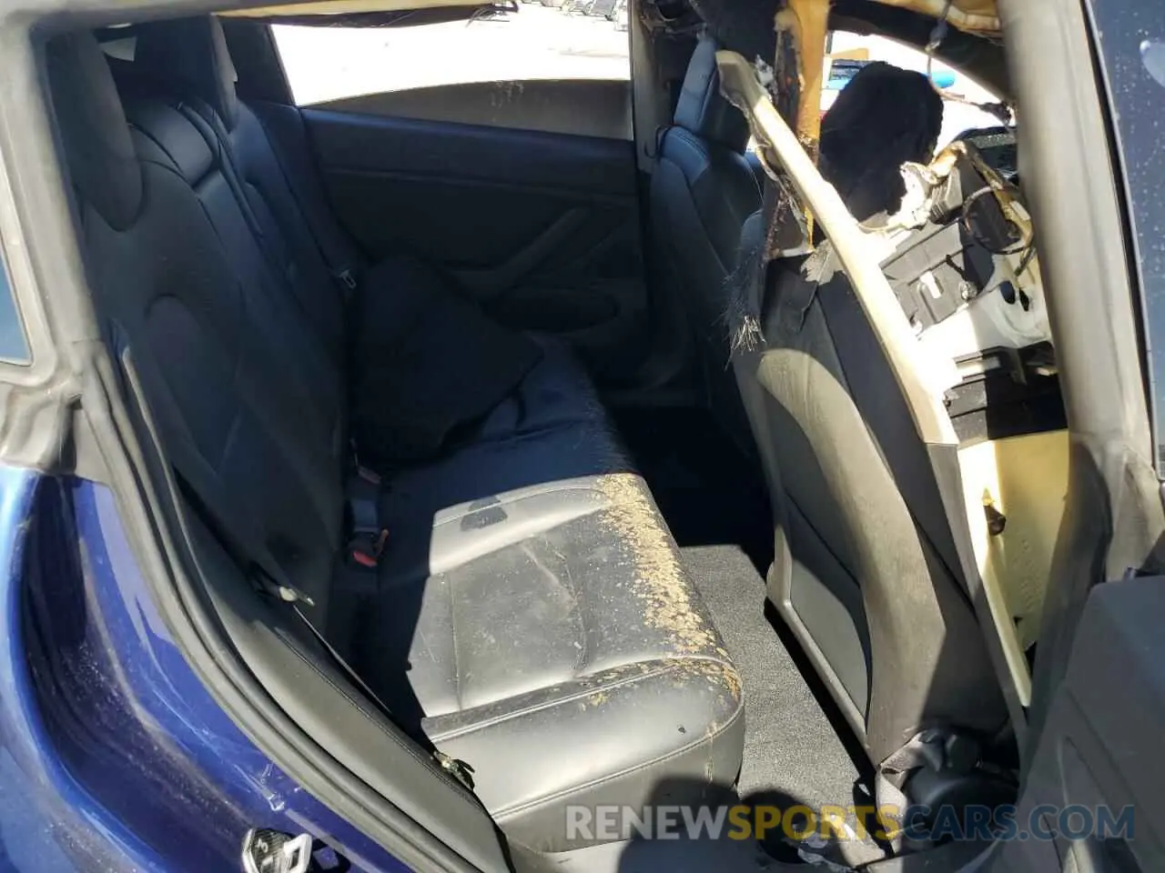 10 Photograph of a damaged car 5YJ3E1EA6KF309353 TESLA MODEL 3 2019