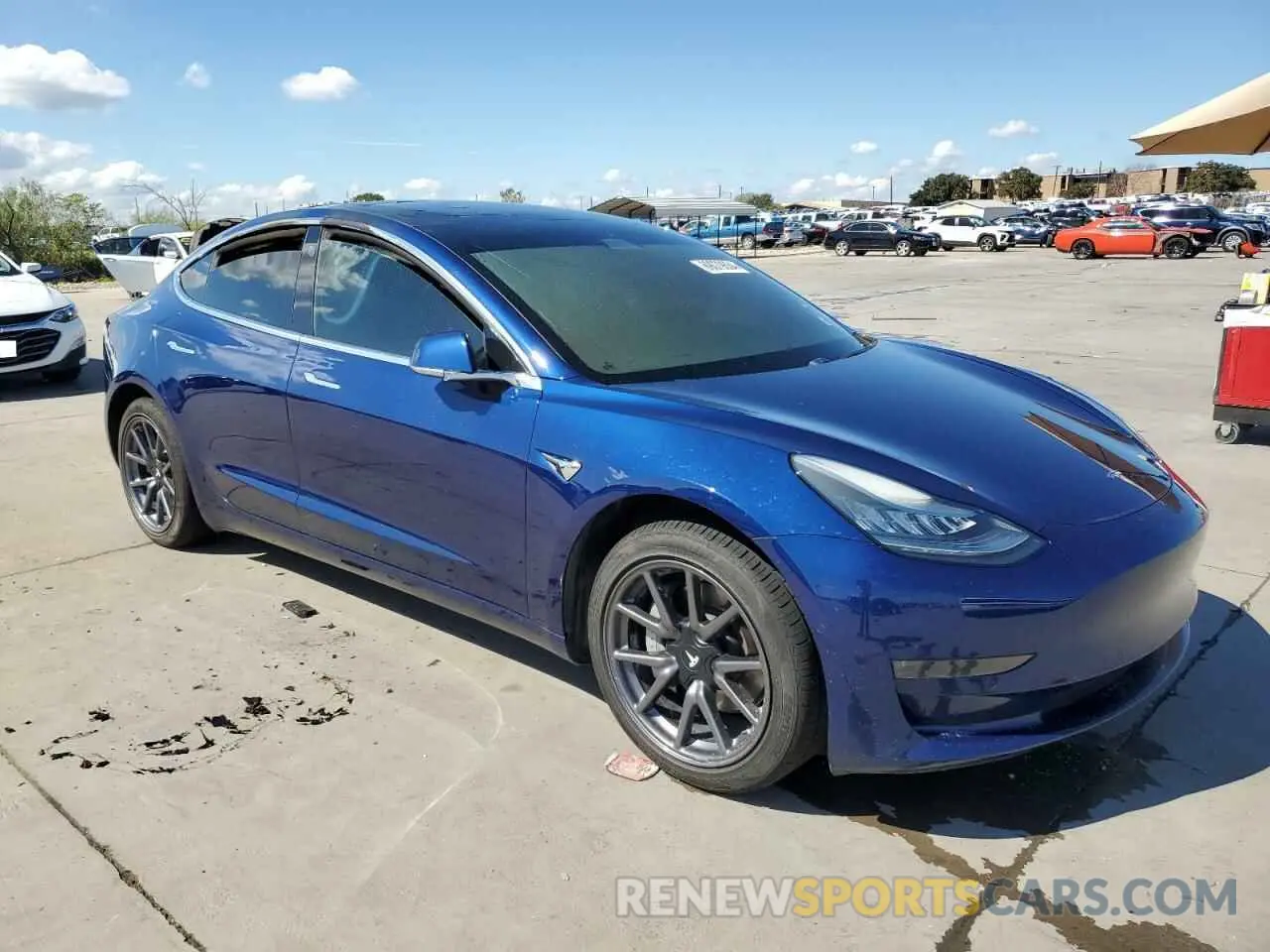 4 Photograph of a damaged car 5YJ3E1EA6KF309353 TESLA MODEL 3 2019