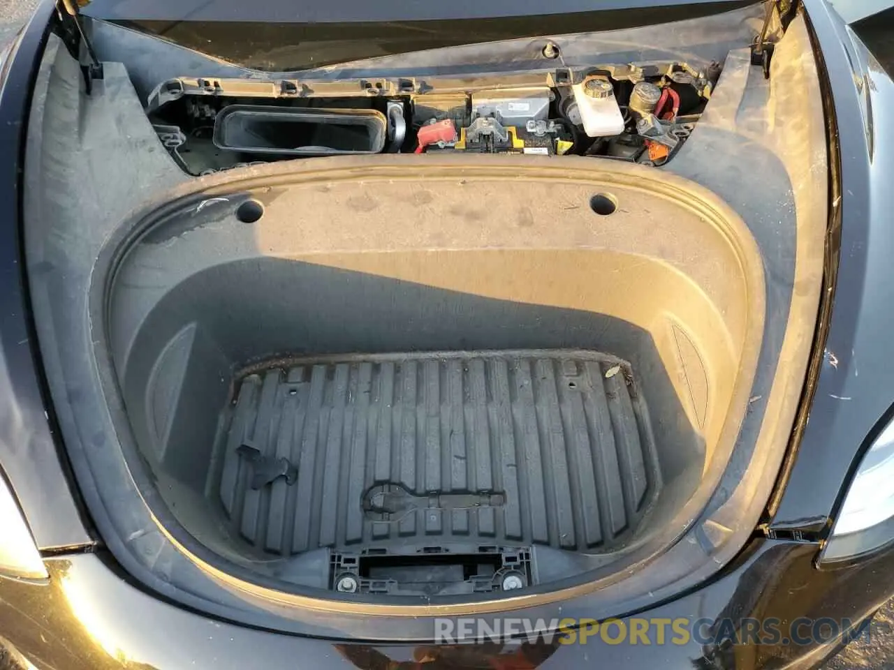 11 Фотография поврежденного автомобиля 5YJ3E1EA6KF361758 TESLA MODEL 3 2019
