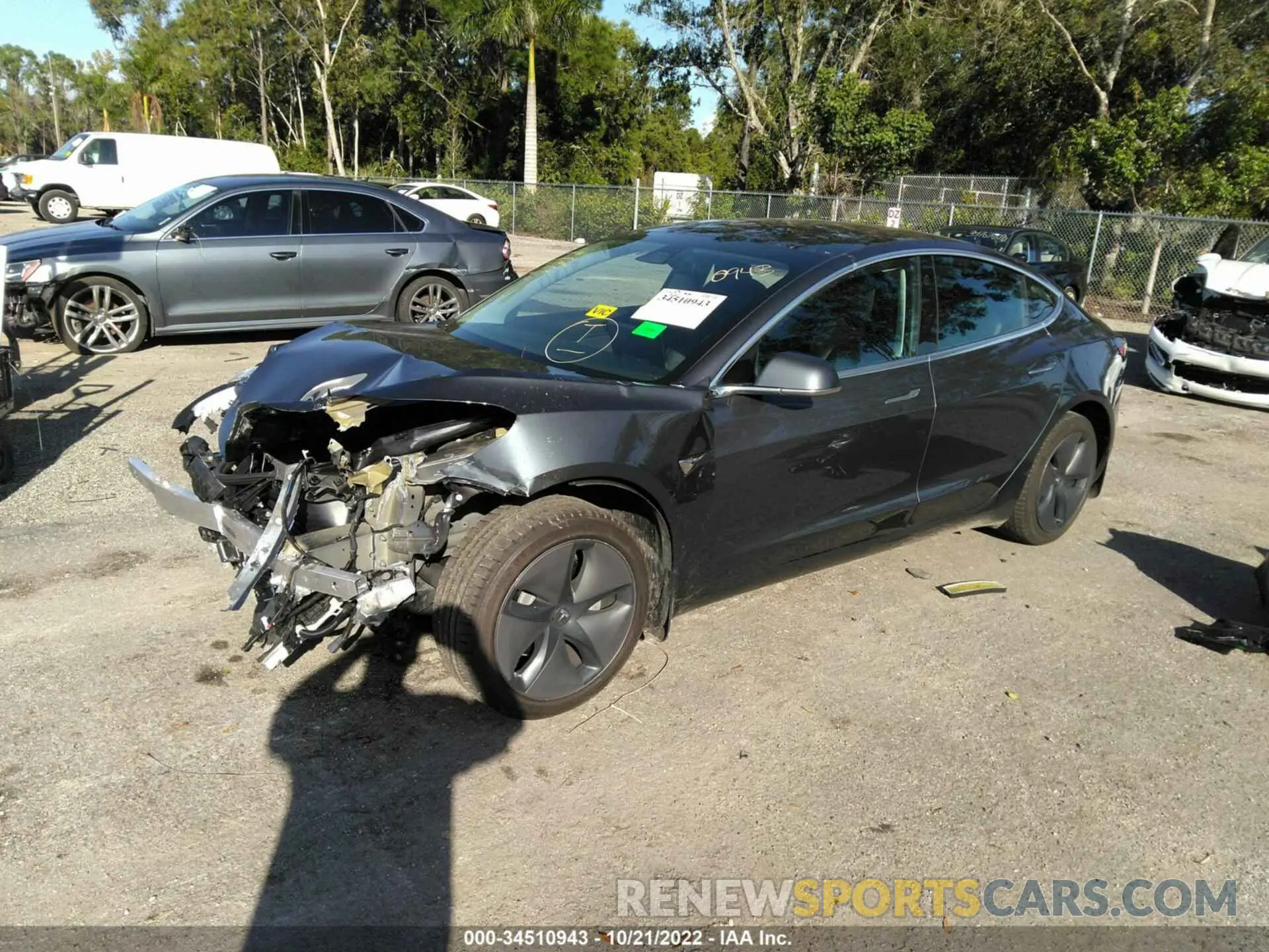 2 Фотография поврежденного автомобиля 5YJ3E1EA6KF396347 TESLA MODEL 3 2019