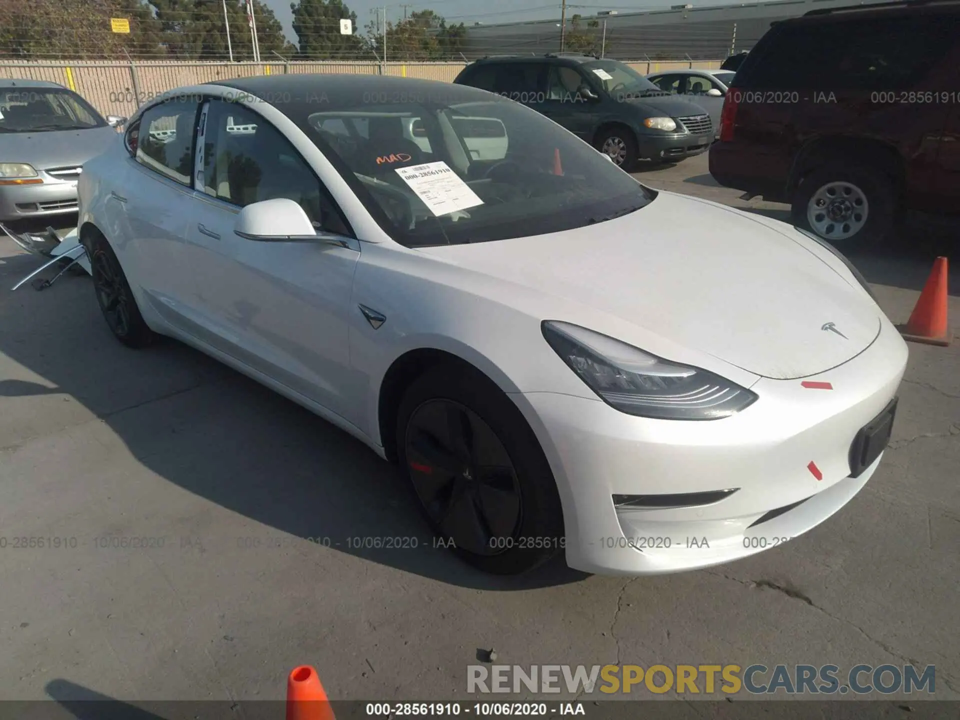 1 Photograph of a damaged car 5YJ3E1EA6KF401644 TESLA MODEL 3 2019