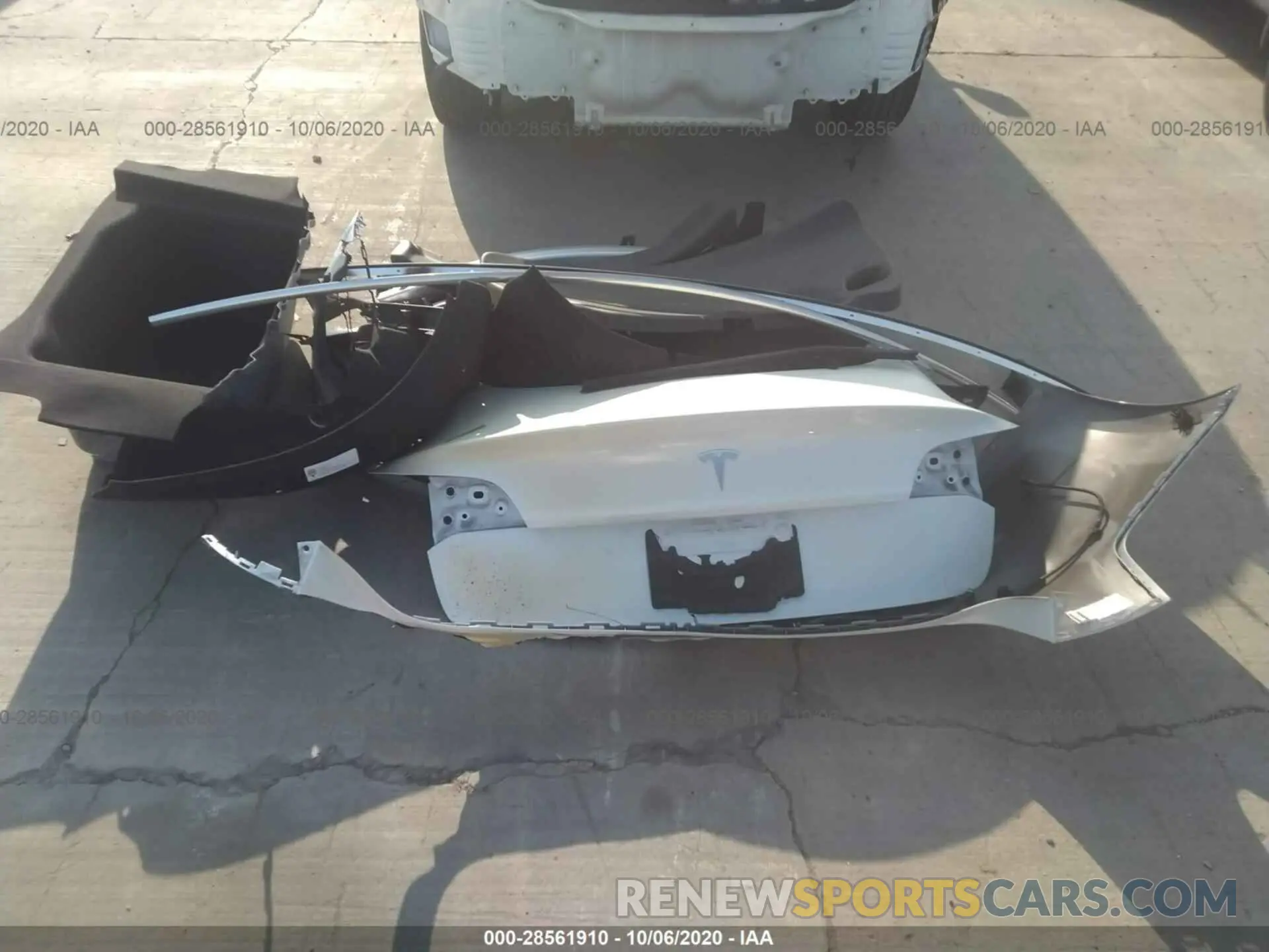 11 Photograph of a damaged car 5YJ3E1EA6KF401644 TESLA MODEL 3 2019