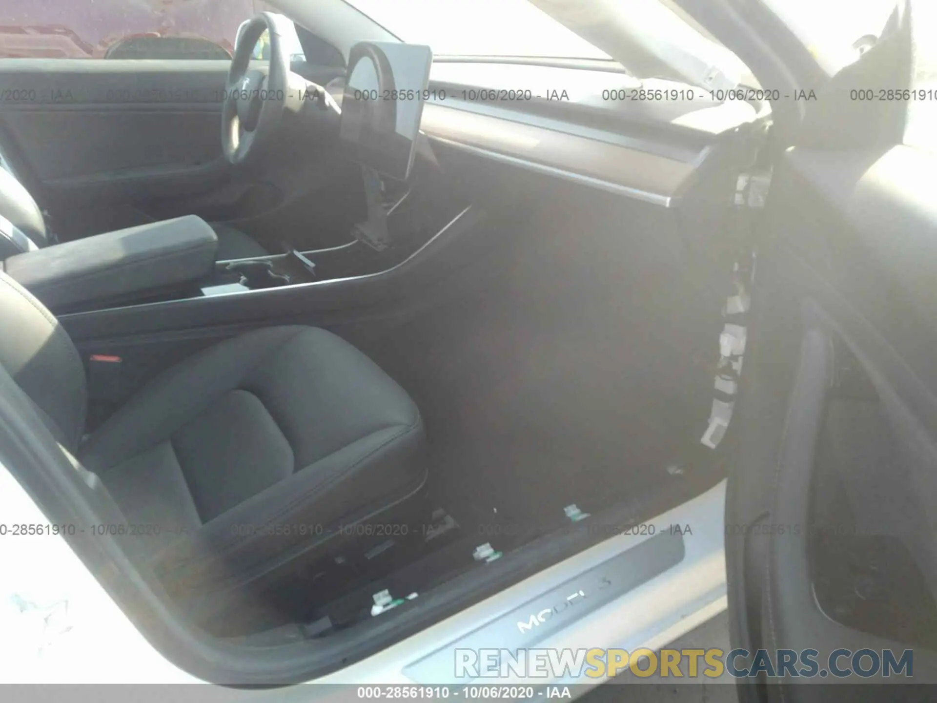 5 Photograph of a damaged car 5YJ3E1EA6KF401644 TESLA MODEL 3 2019