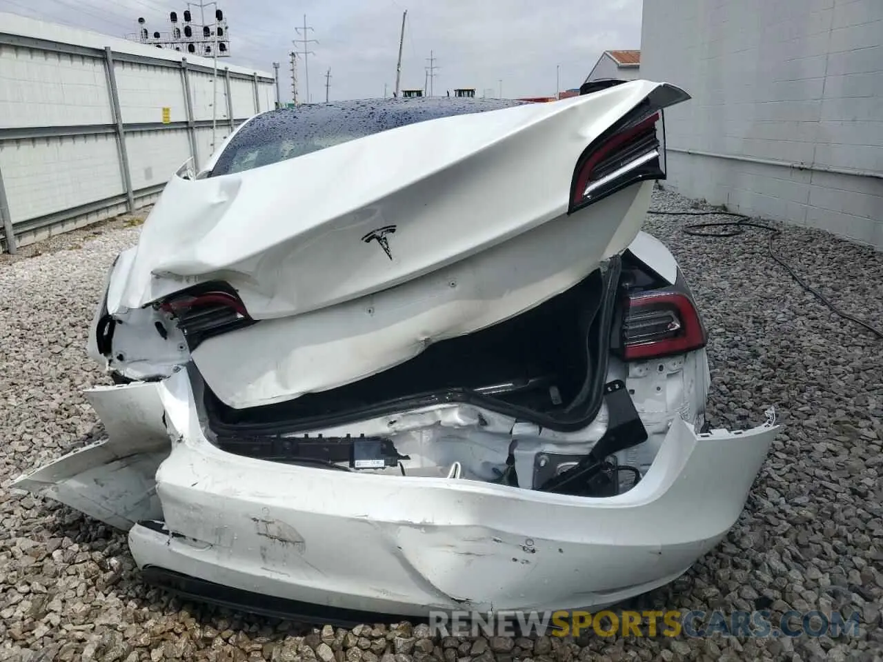 6 Photograph of a damaged car 5YJ3E1EA6KF401661 TESLA MODEL 3 2019