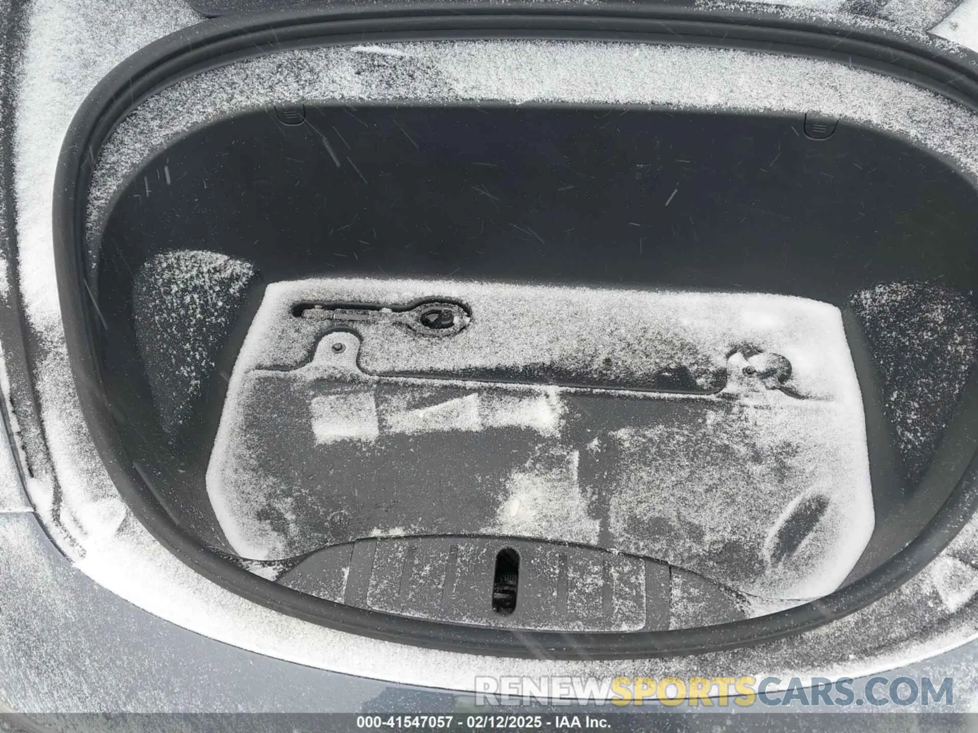 10 Photograph of a damaged car 5YJ3E1EA6KF411011 TESLA MODEL 3 2019